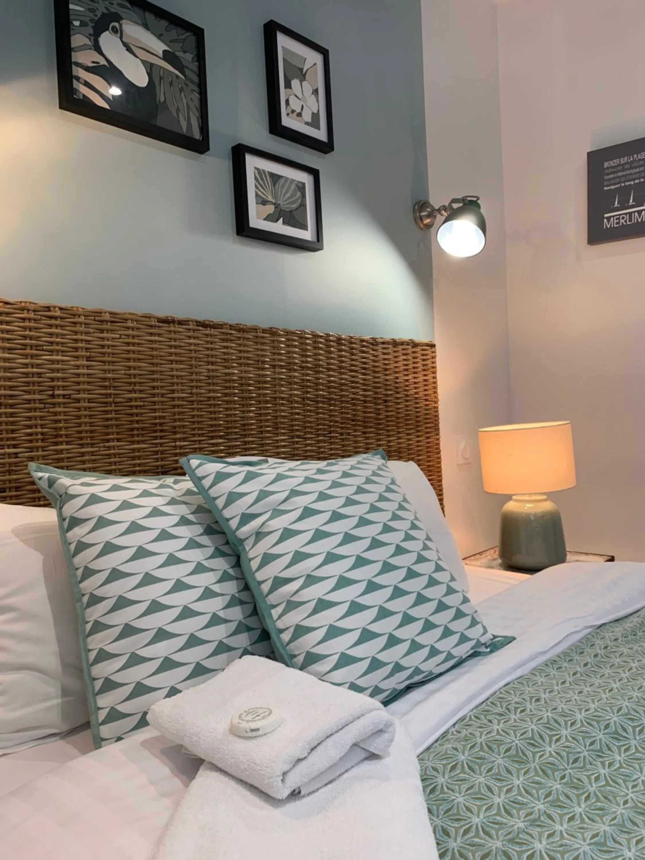 Bed in Hotel Les Embruns