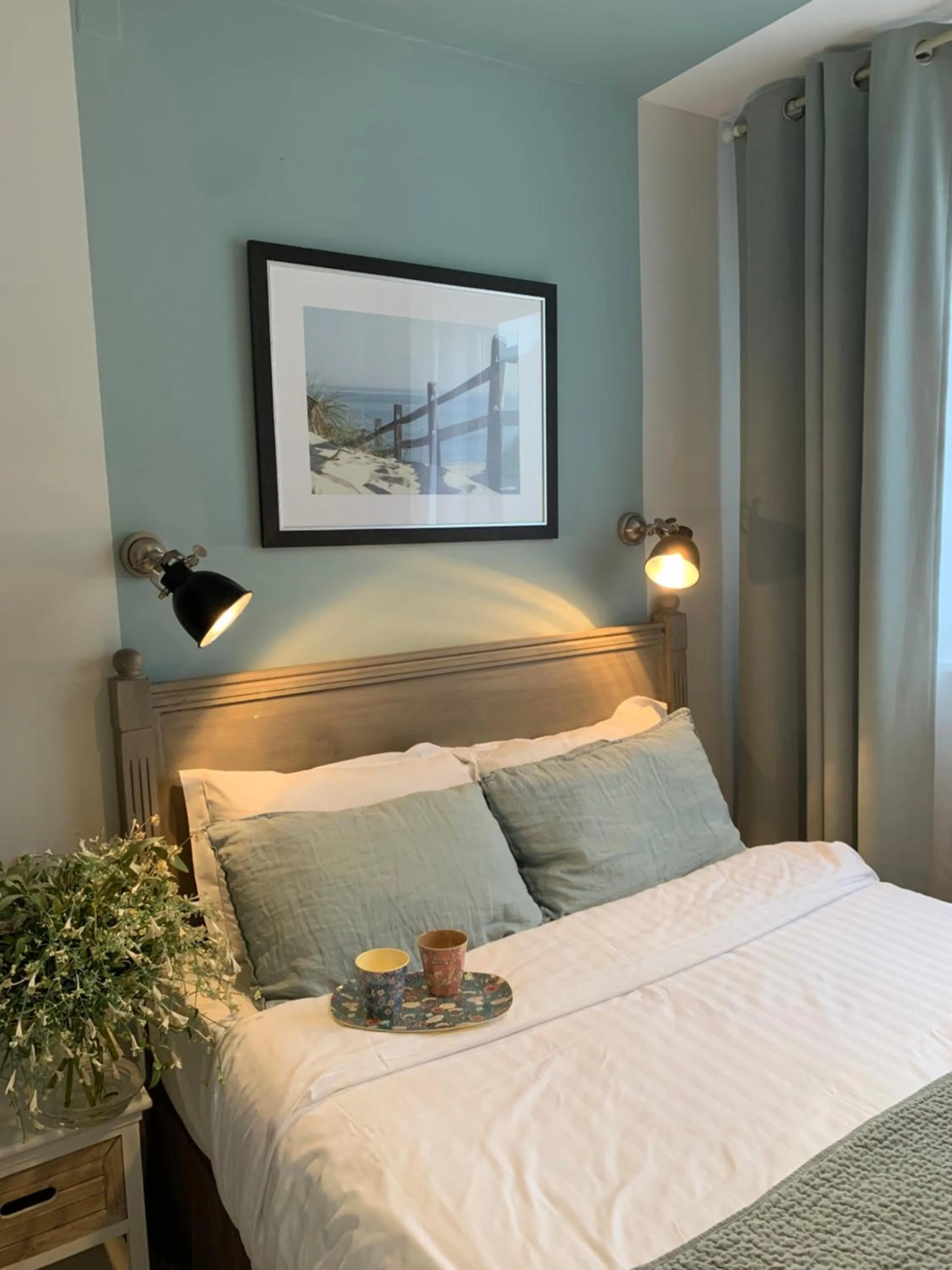 Bed in Hotel Les Embruns