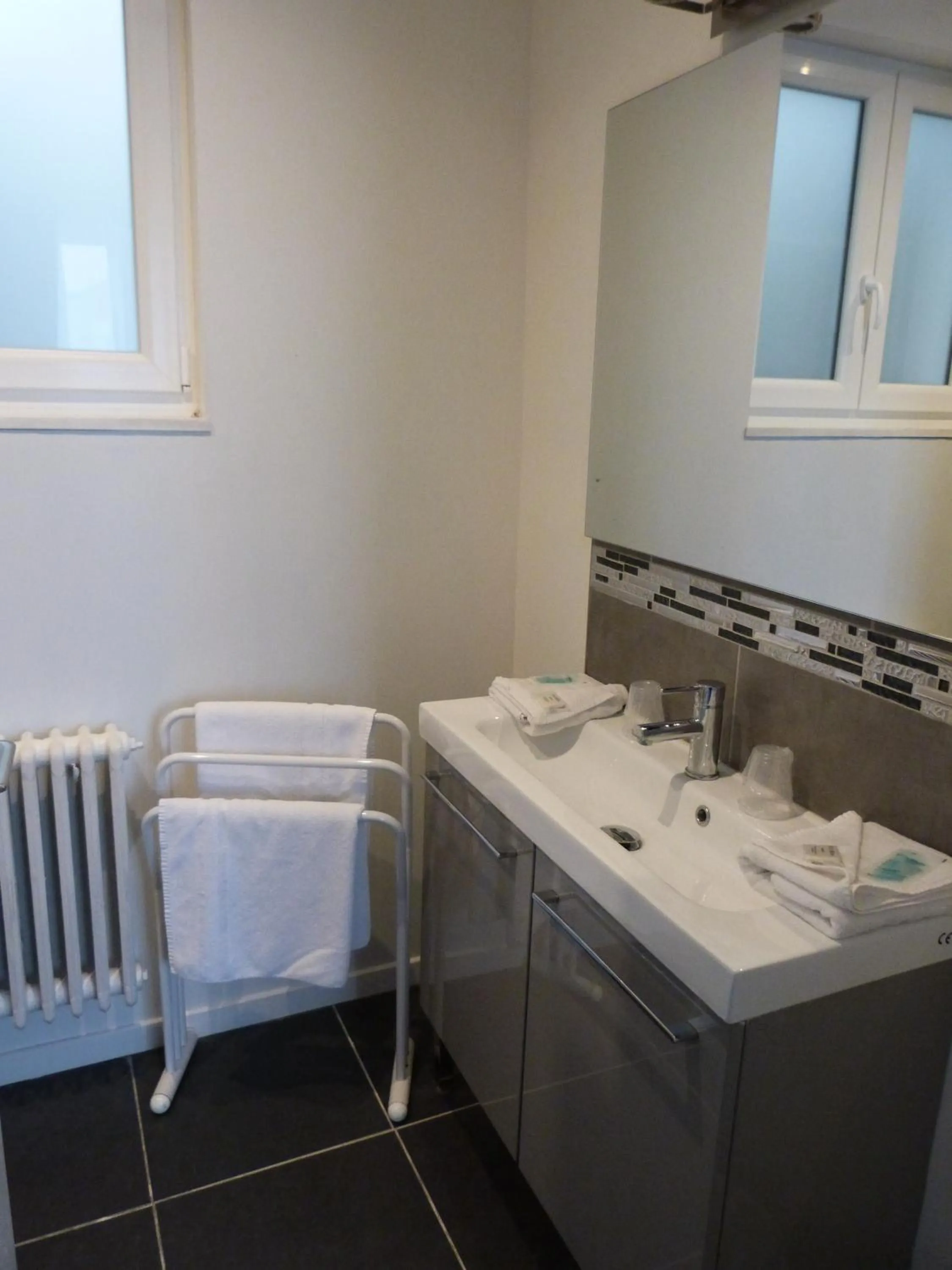 Bathroom in Hotel Les Embruns