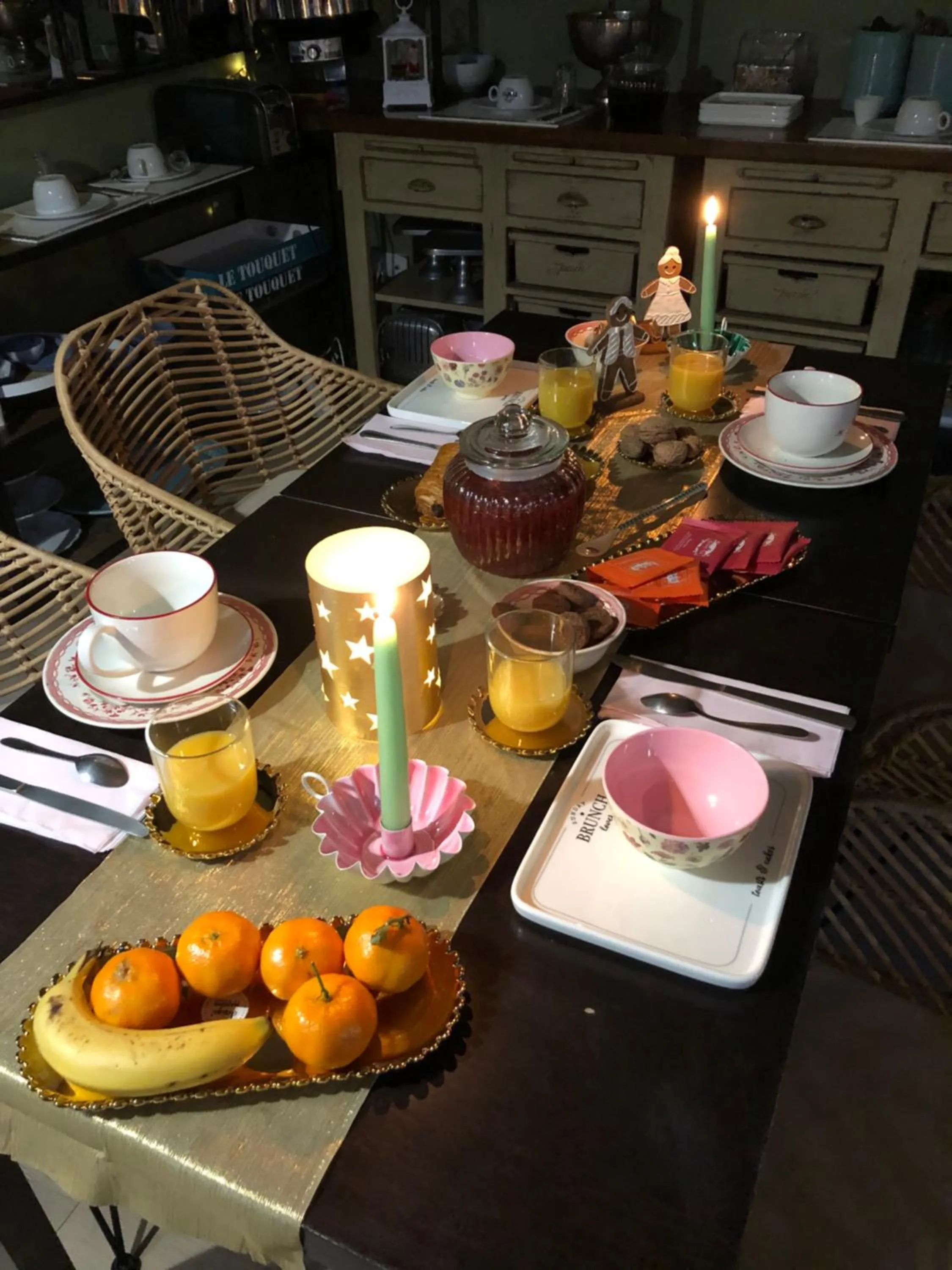 Breakfast in Hotel Les Embruns