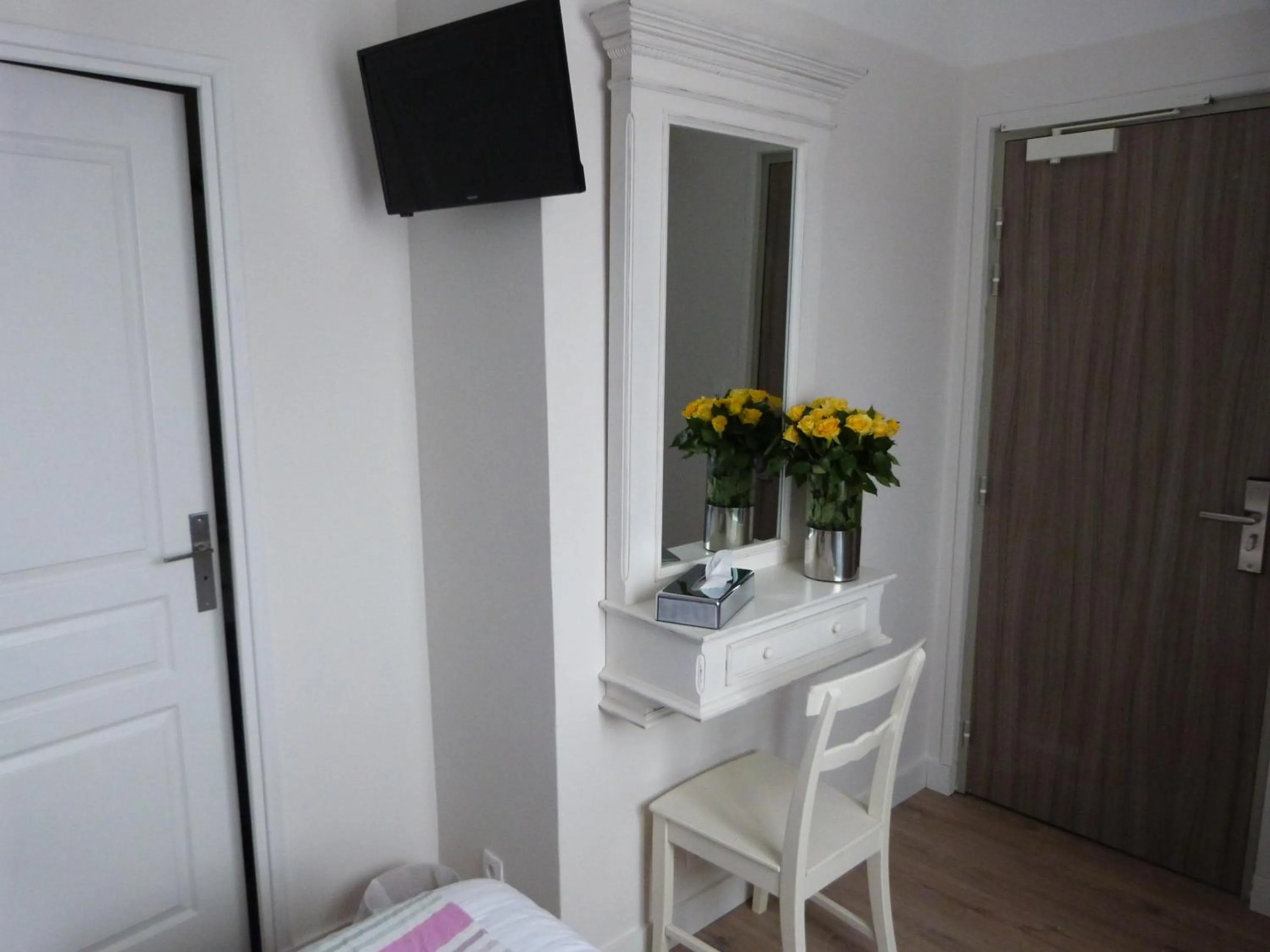 Decorative detail in Hotel Les Embruns