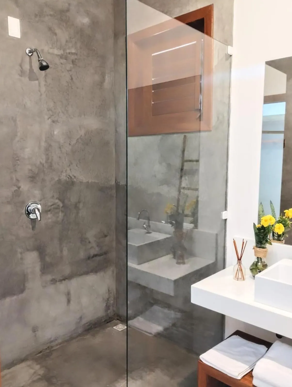 Shower in Villa Binn Preá