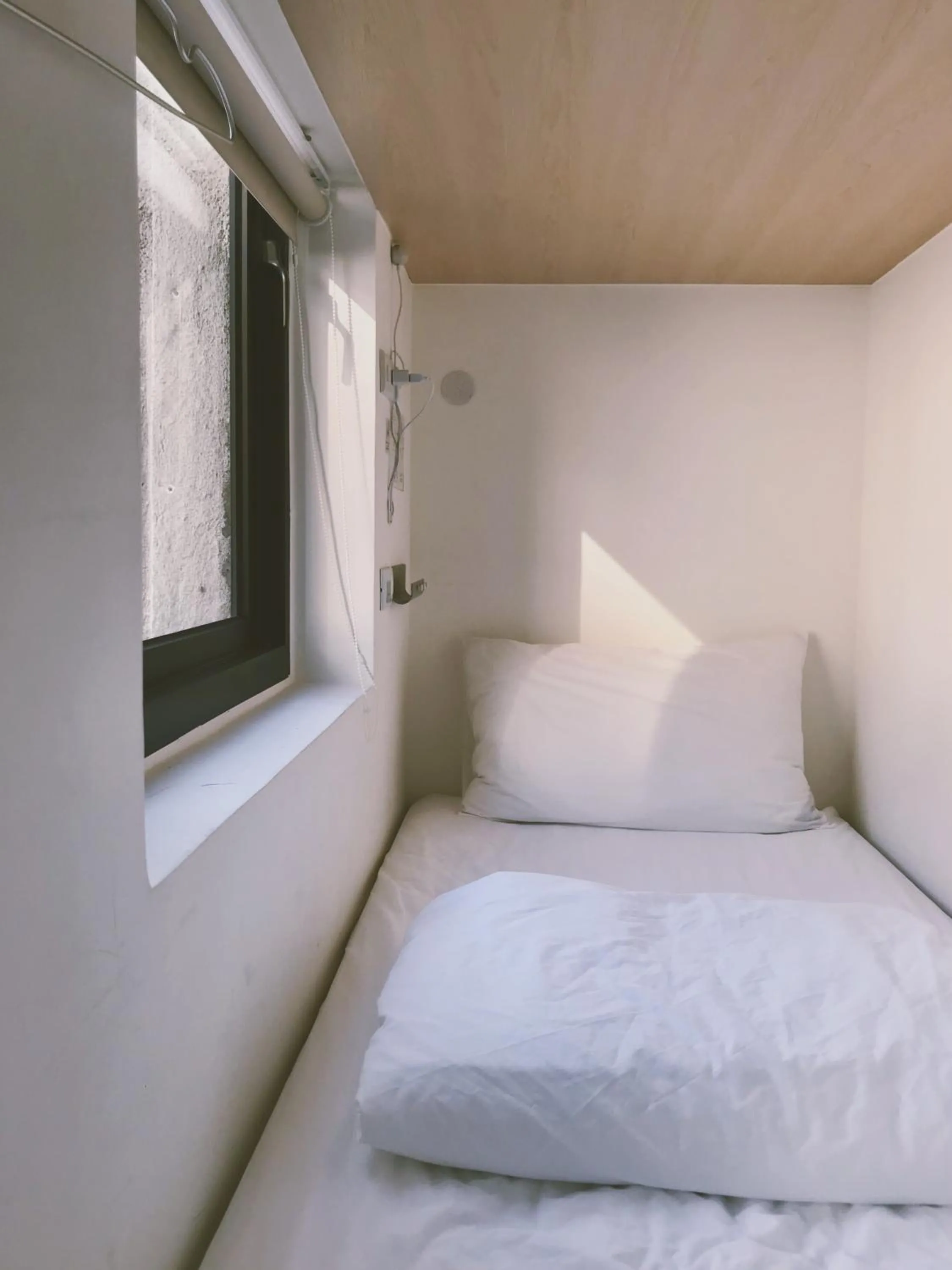 Bunk Bed in Mixed Dormitory Room in PlainStay Hostel