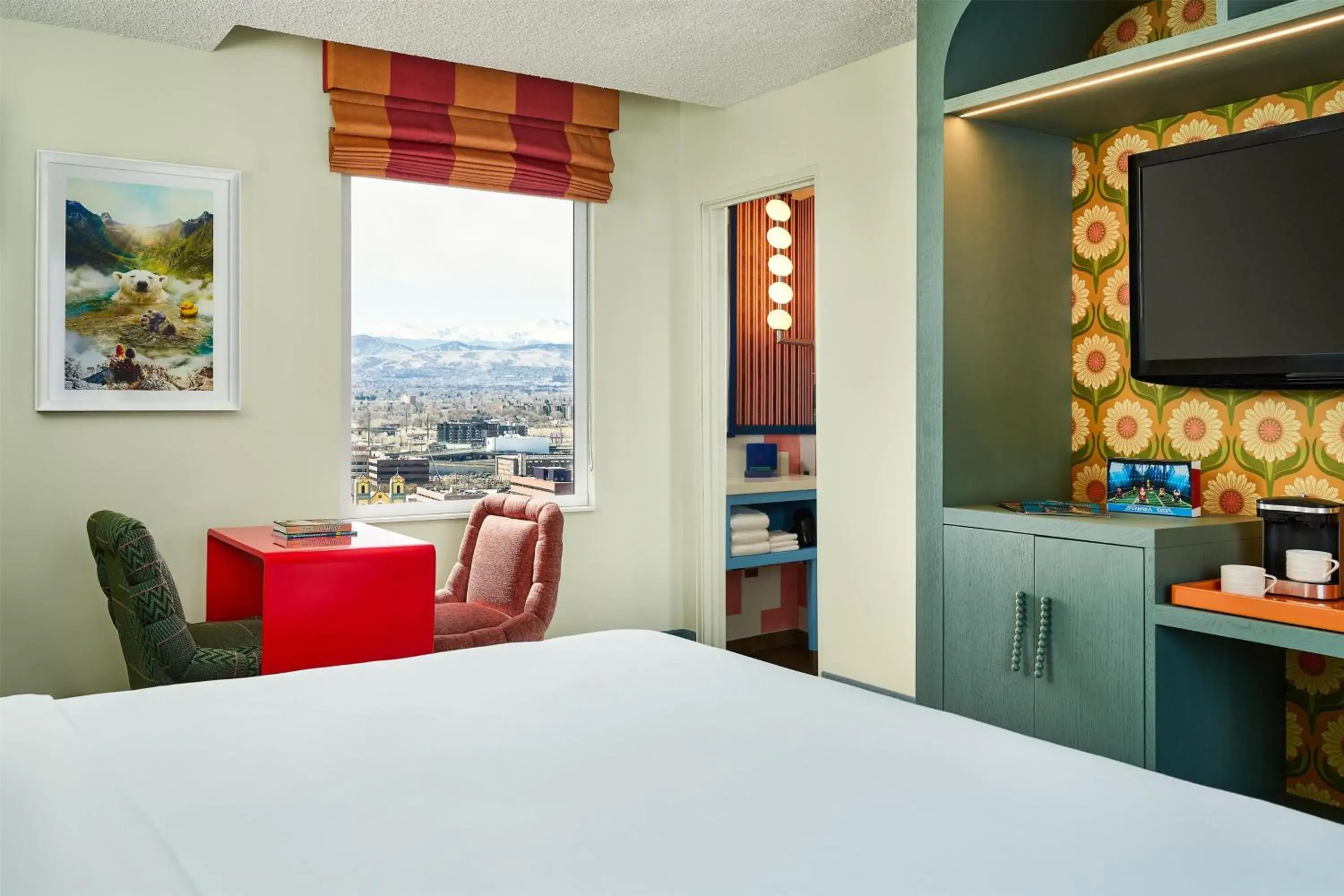 Bed in the Curtis Denver - A DoubleTree by Hilton Hotel Bed in the Curtis Denver - A DoubleTree by Hilton Hotel