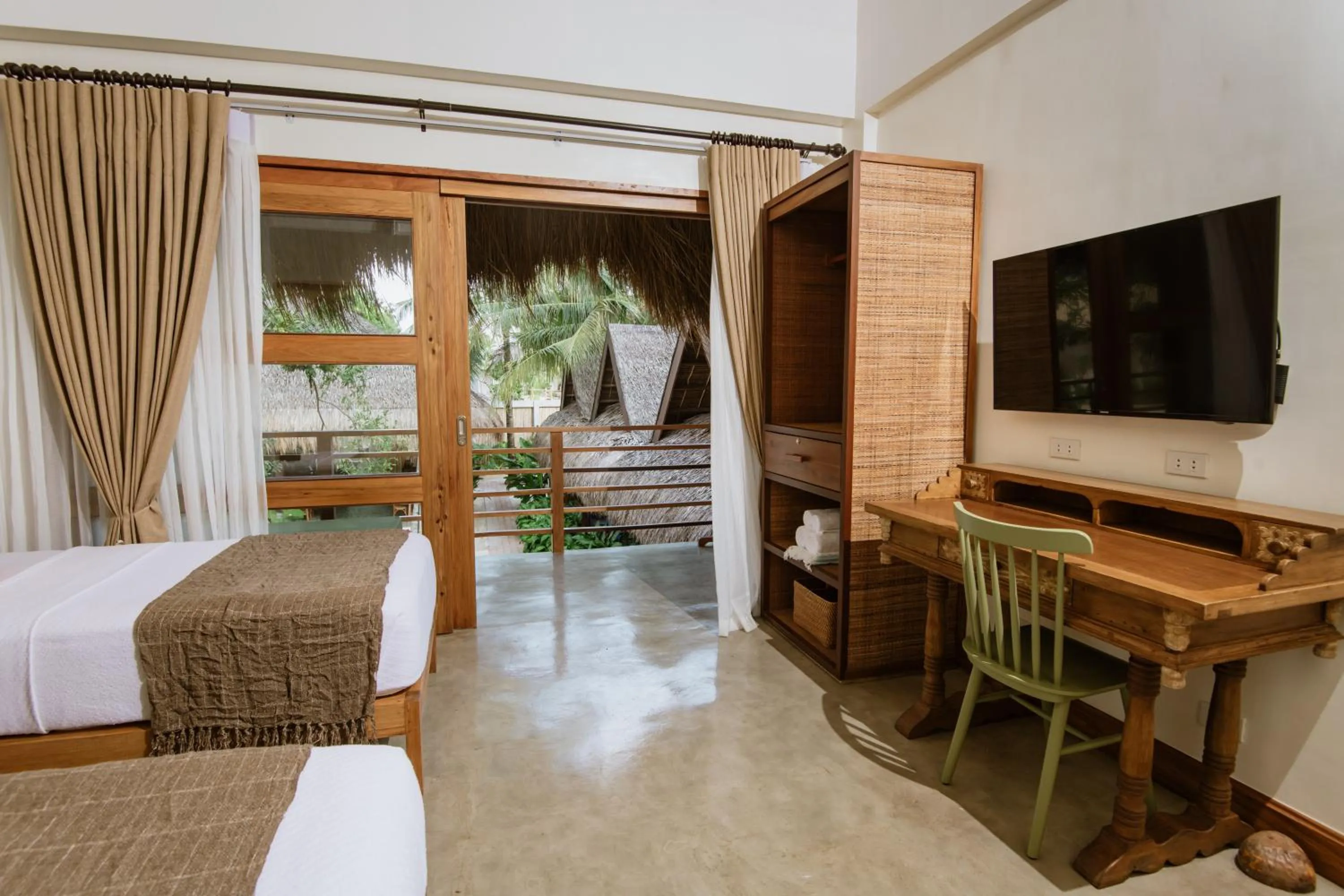 TV and multimedia, Bed in Las Palmas Villas and Casitas Siargao