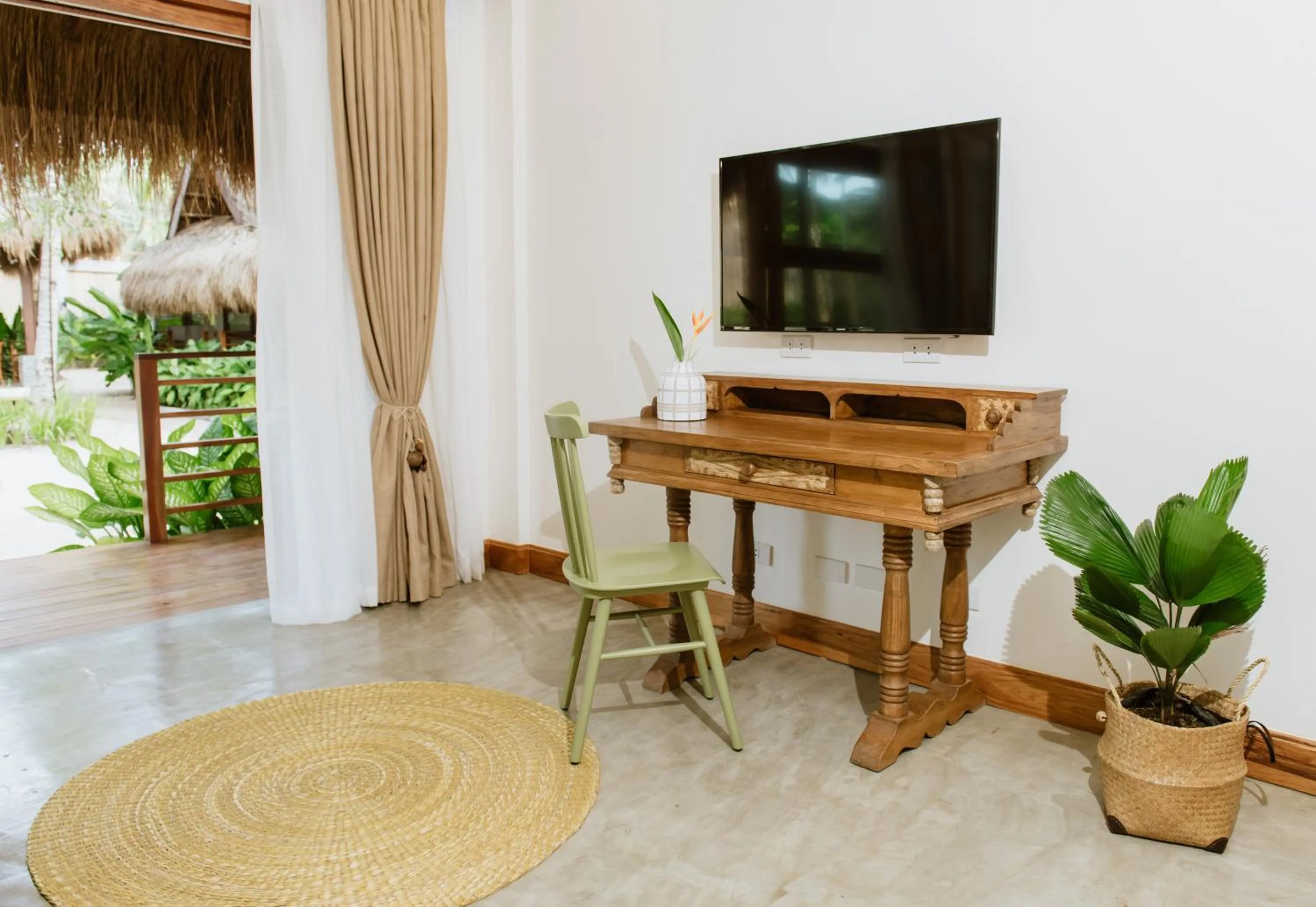 TV and multimedia in Las Palmas Villas and Casitas Siargao