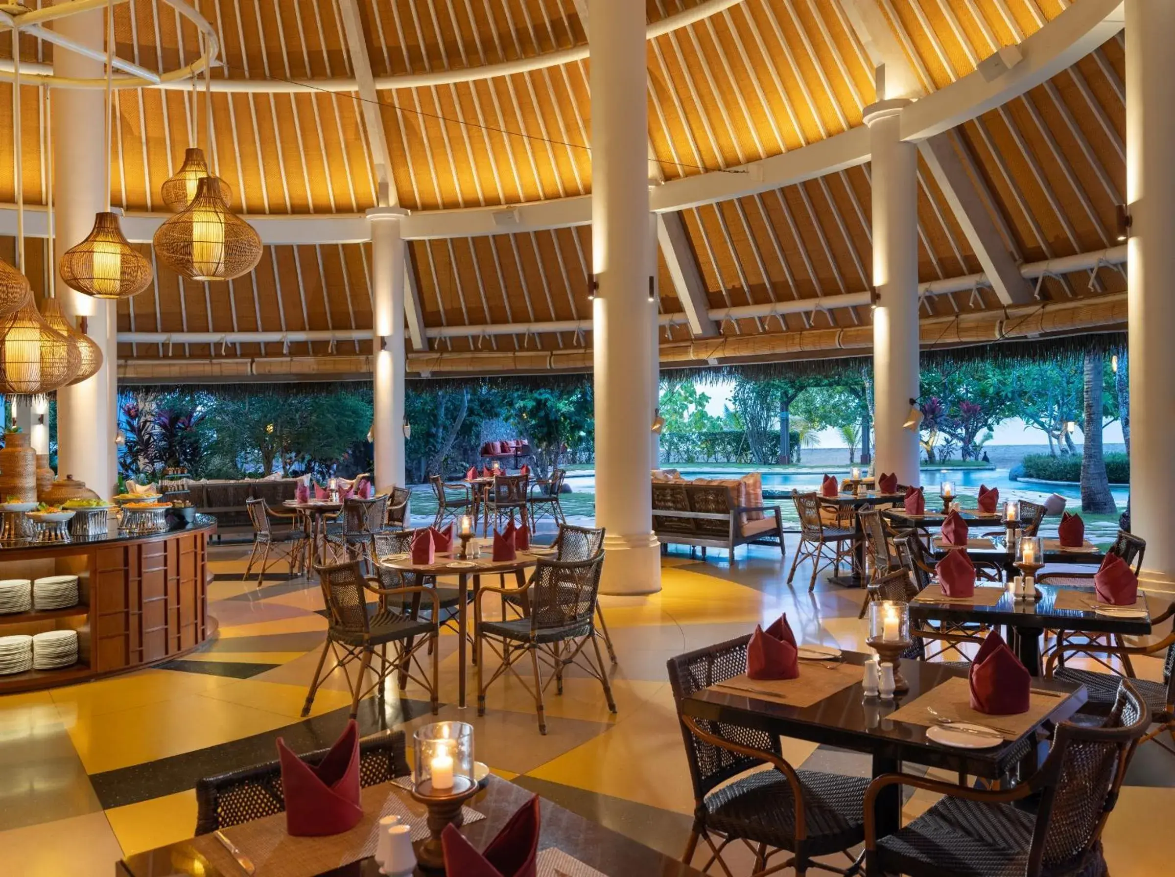 Restaurant/places to eat in Sudamala Resort, Komodo, Labuan Bajo Restaurant/places to eat in Sudamala Resort, Komodo, Labuan Bajo