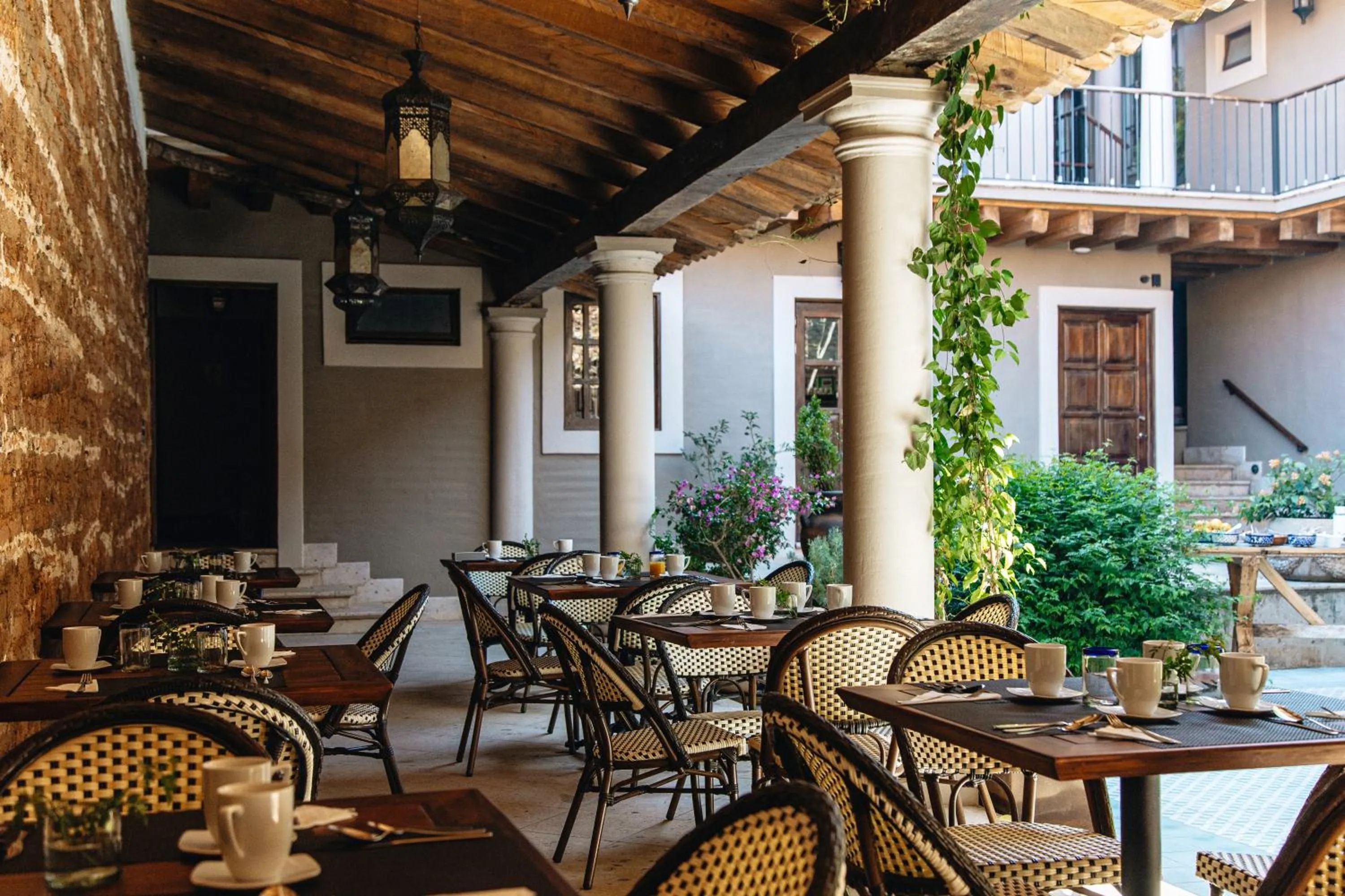 Restaurant/places to eat in Doña Francisca Hotel Boutique