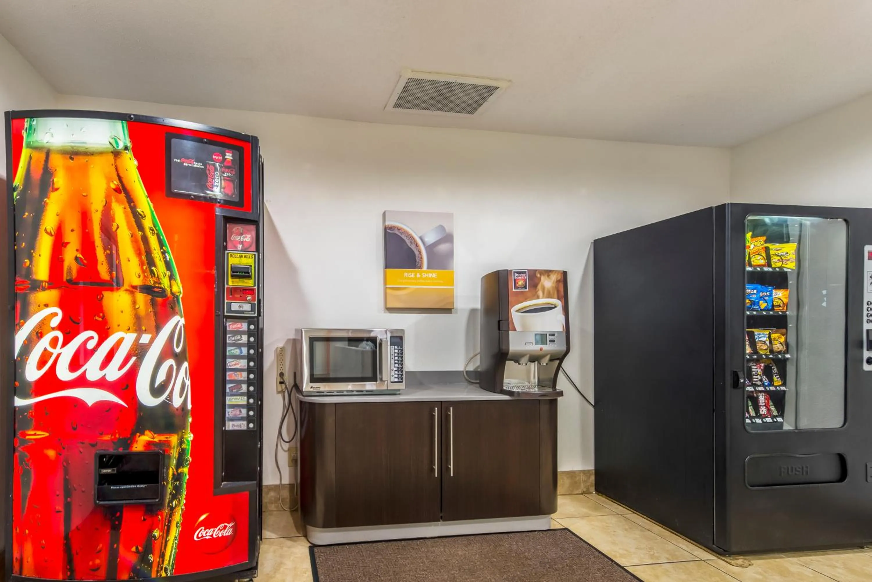 On site in Motel 6 Indianapolis Carmel