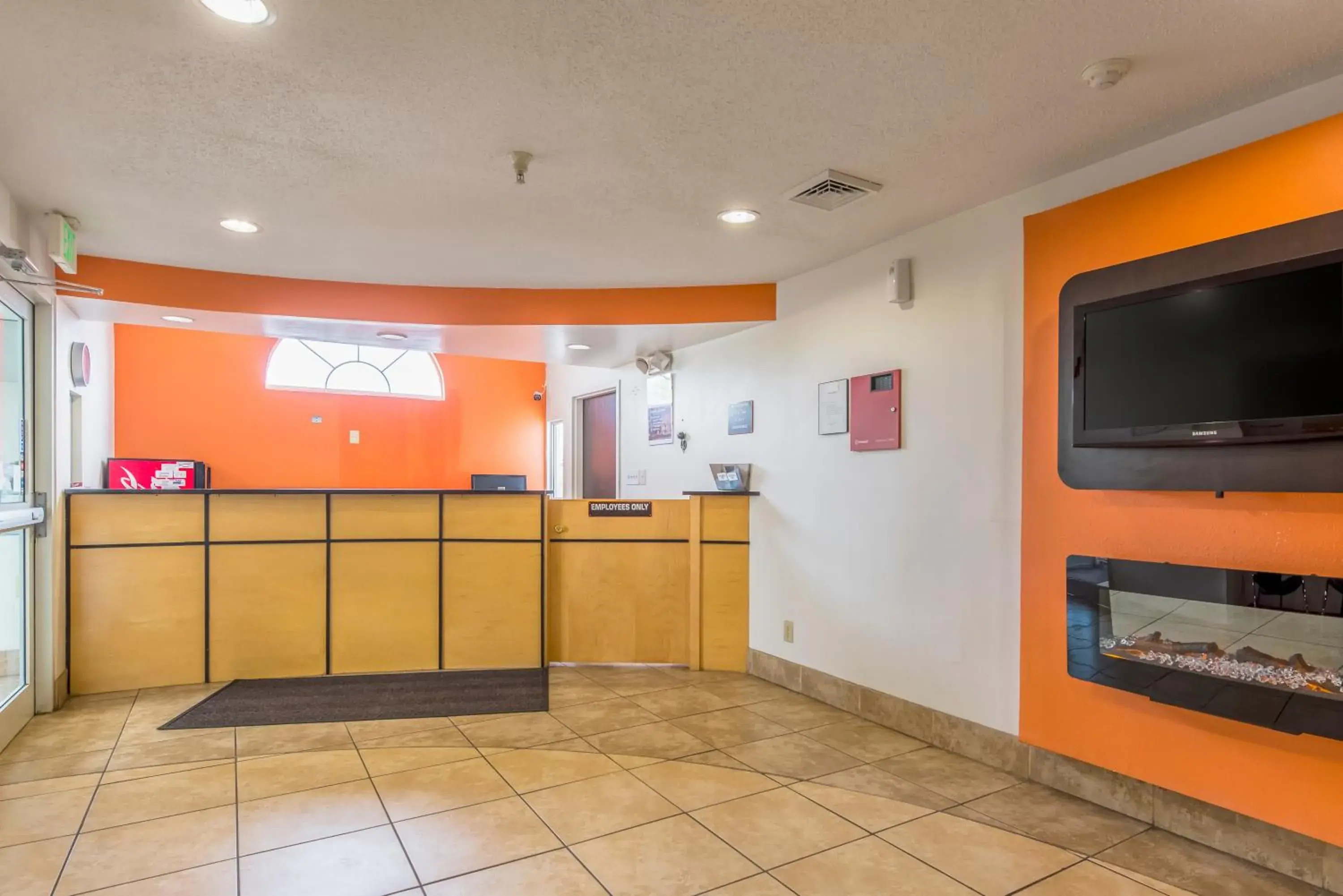 Lobby or reception in Motel 6 Indianapolis, IN