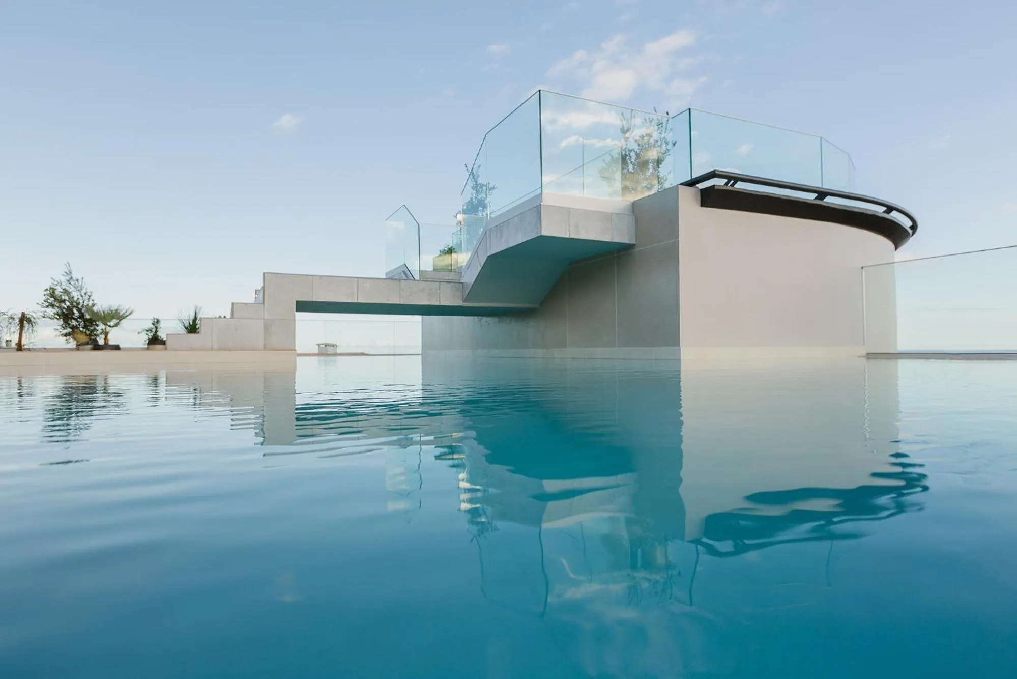 Swimming pool in Three House Hotel