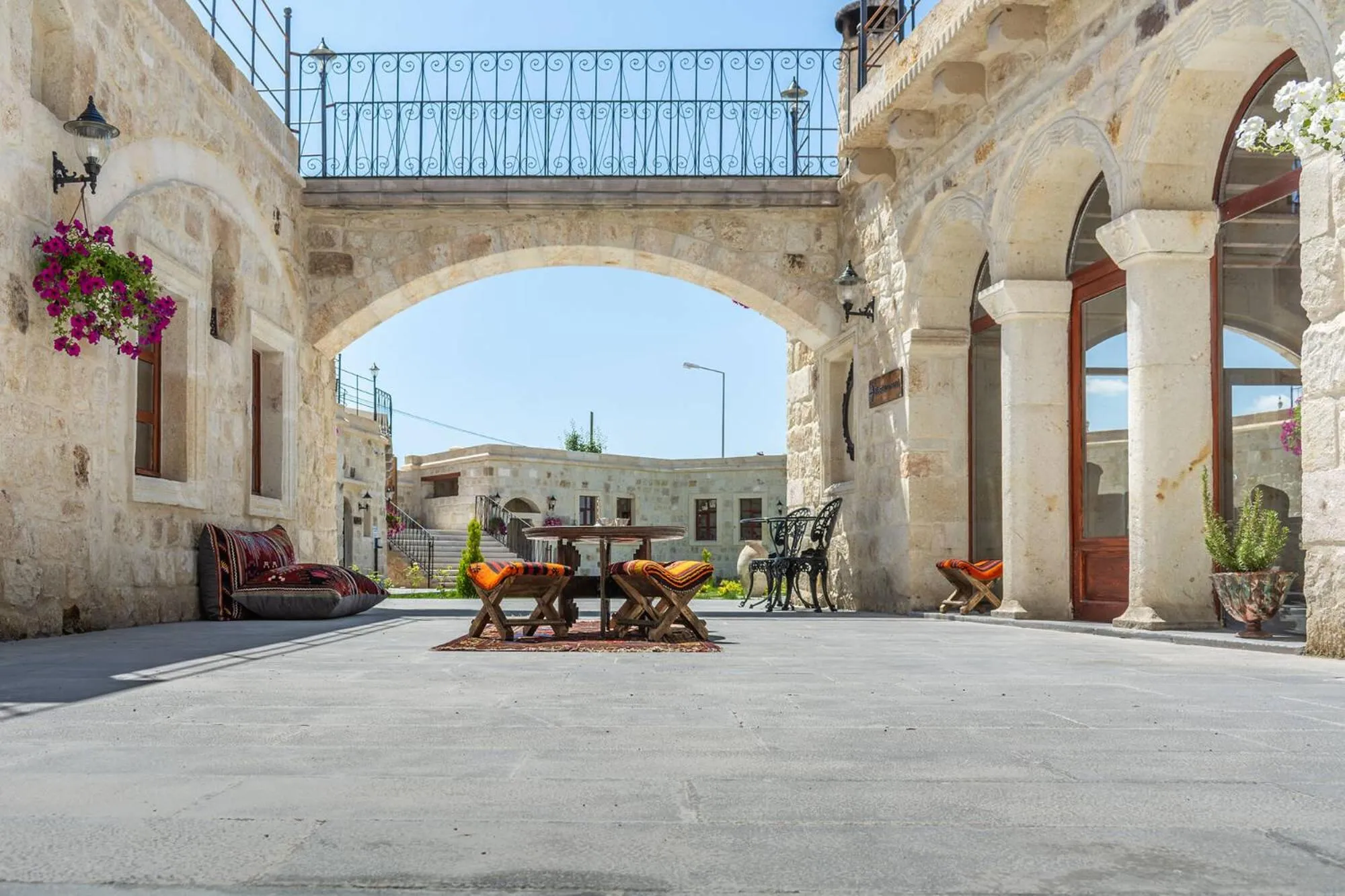 Garden in Zeydem Suites