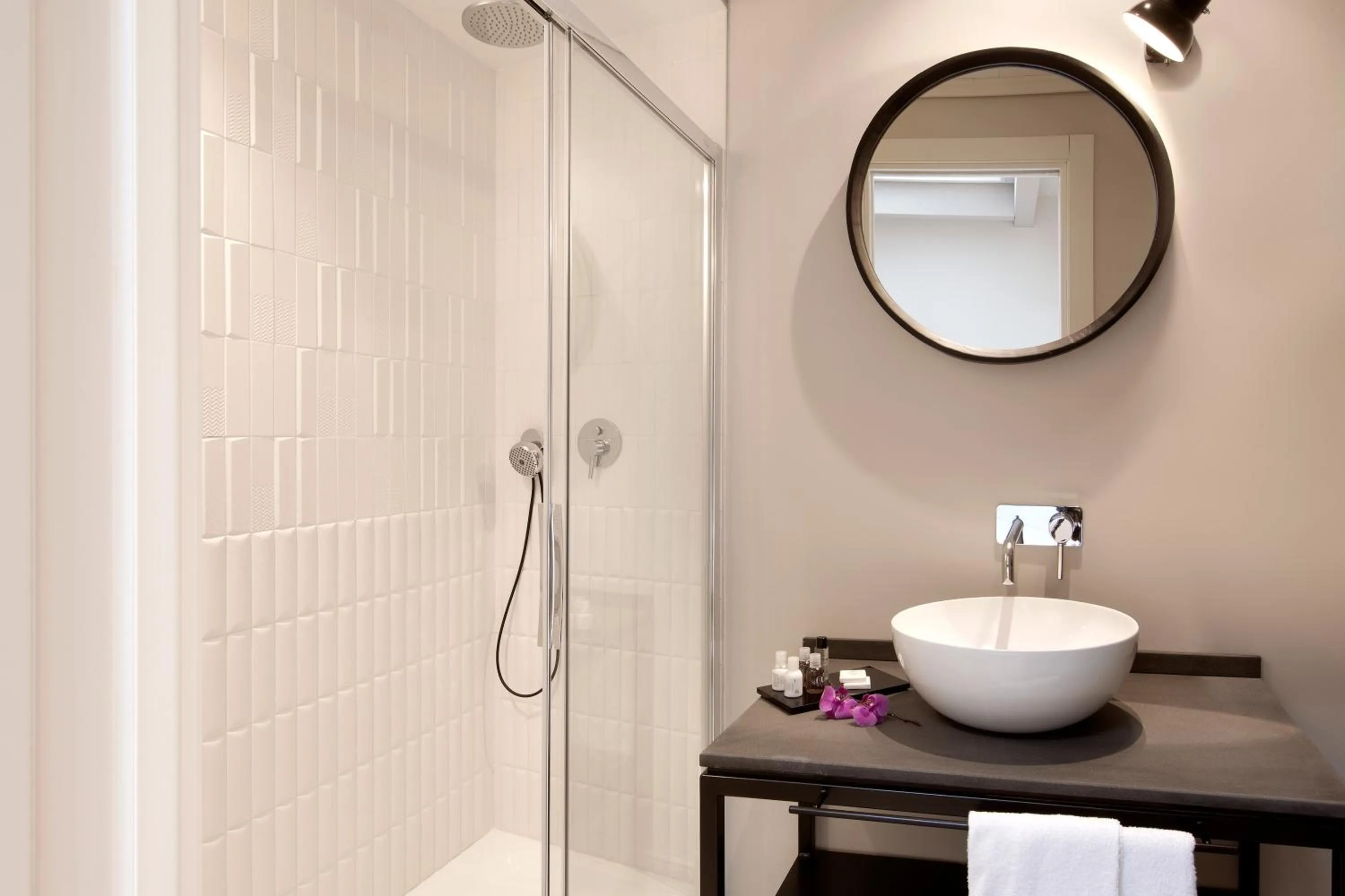 Bathroom in Opera35 Boutique Hotel