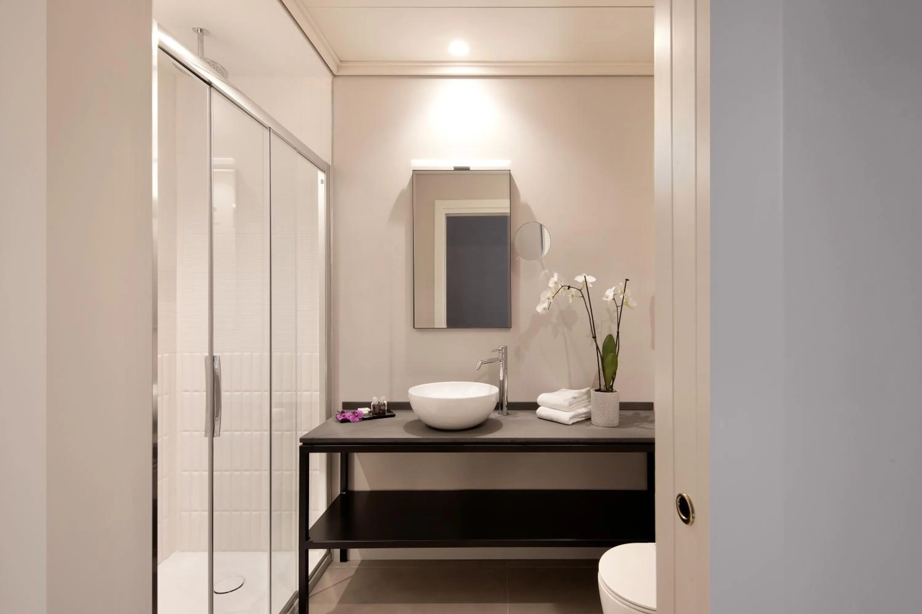 Bathroom in Opera35 Boutique Hotel