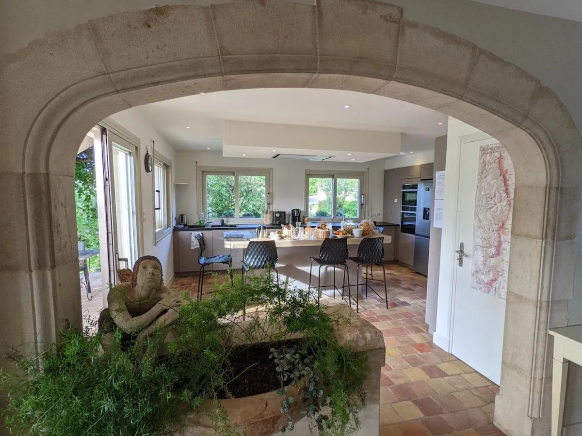 Dining area in La Terre d'Or