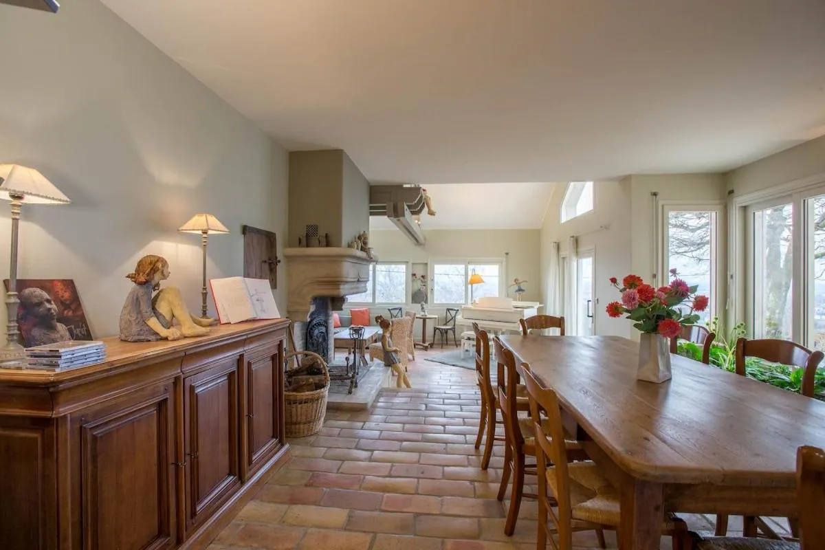 Living room in La Terre d'Or