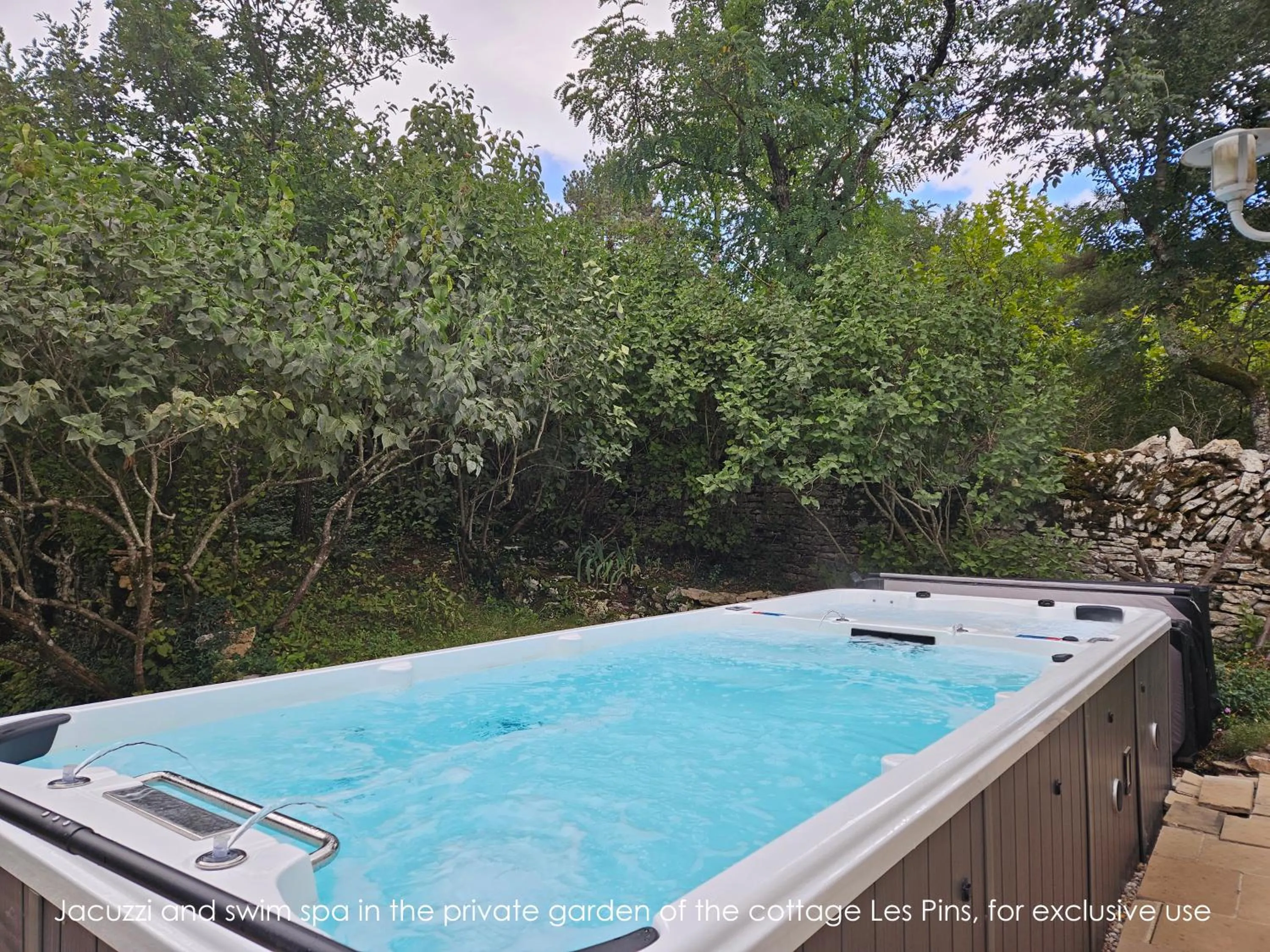 Garden in La Terre d'Or