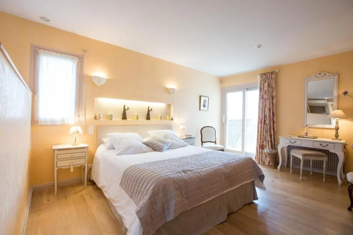 Bed in La Terre d'Or