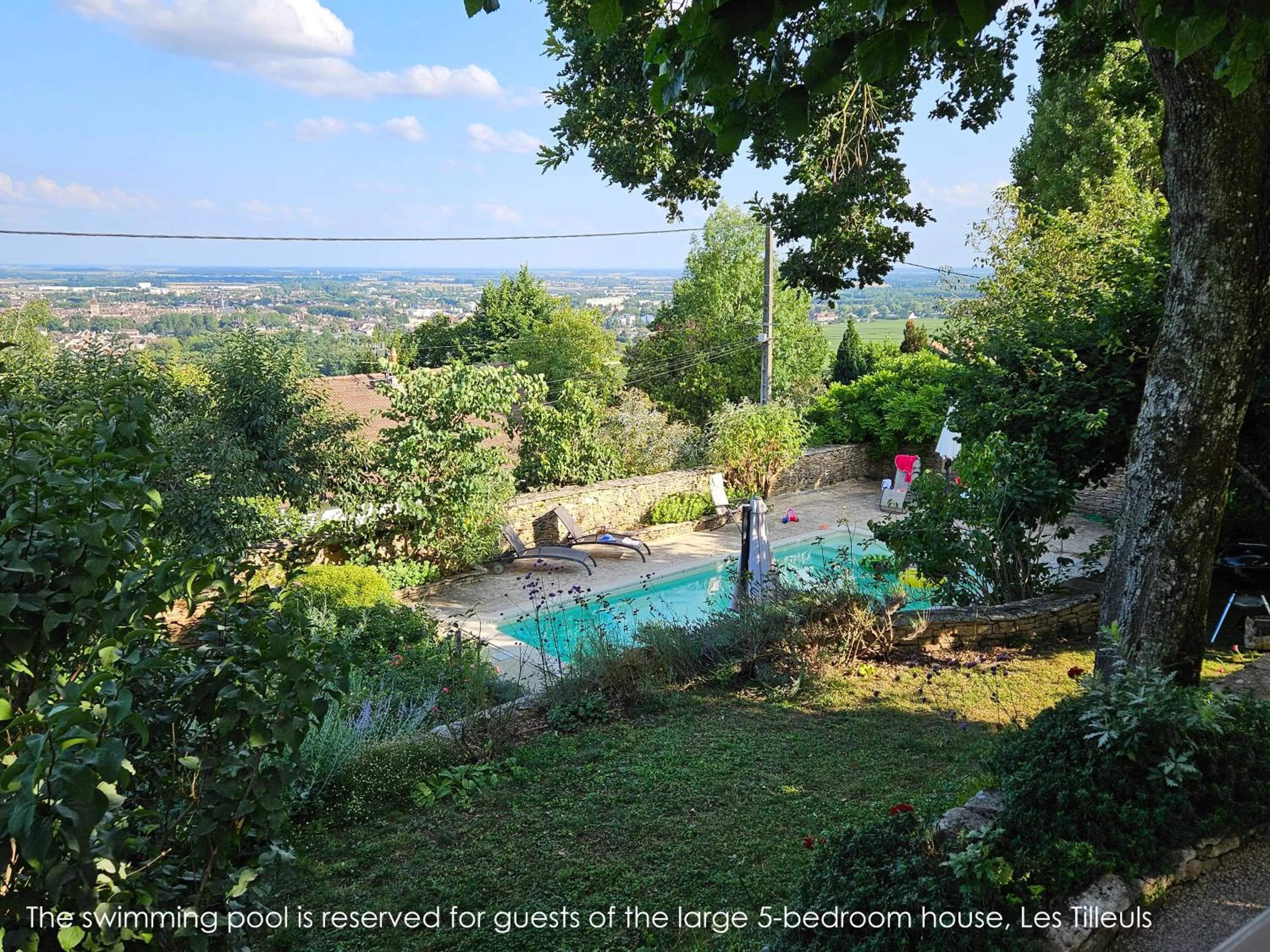 Garden in La Terre d'Or