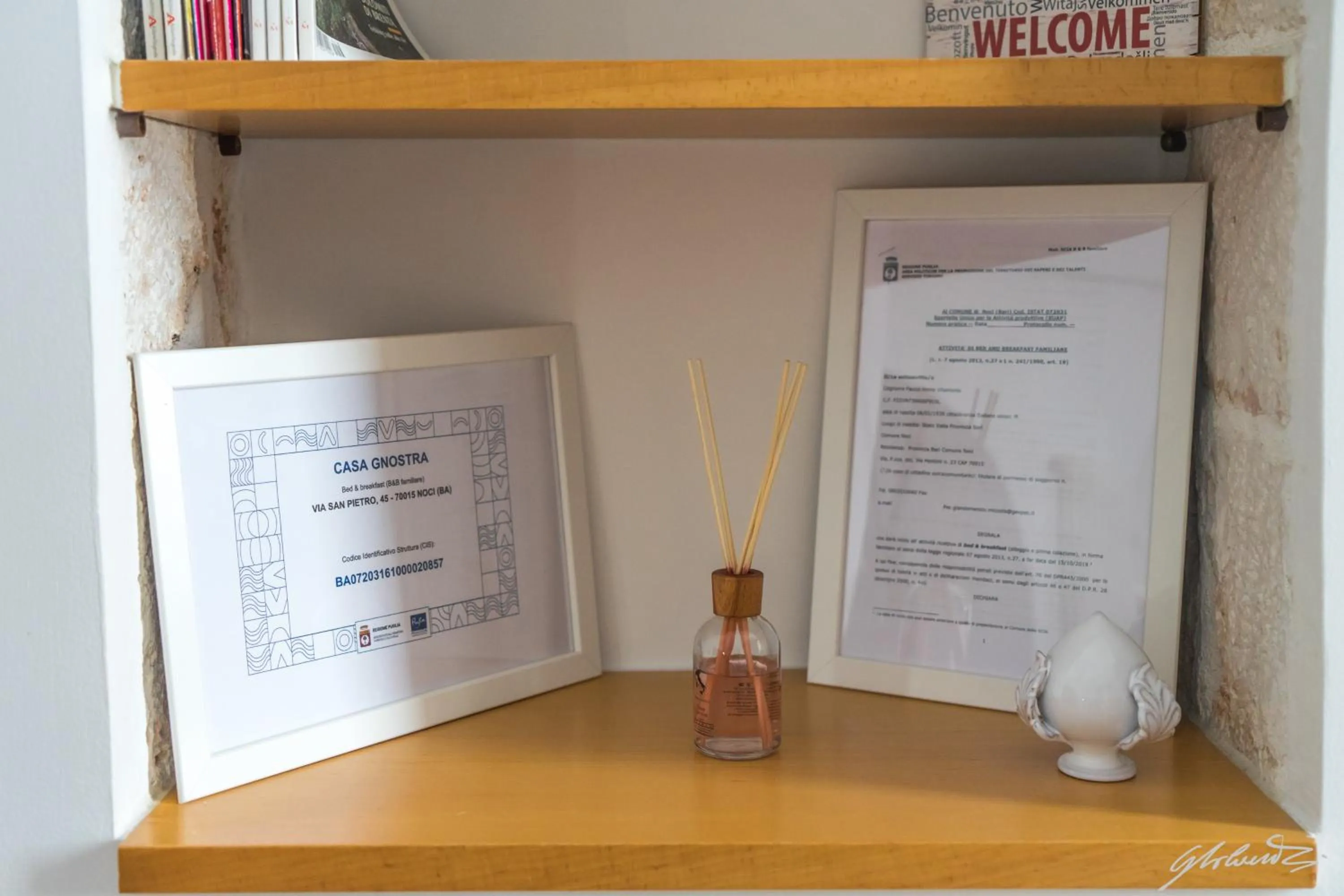 Property logo or sign in Casa Gnostra