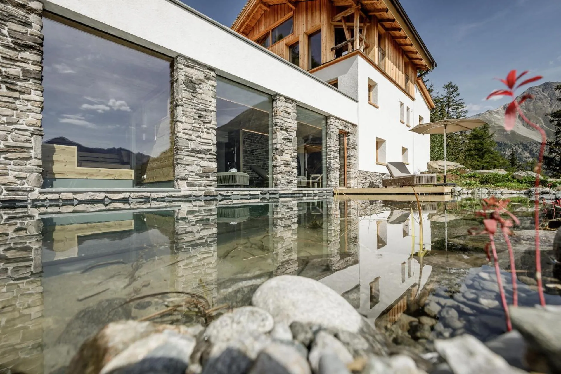 Property building in Leni Mountain Chalet