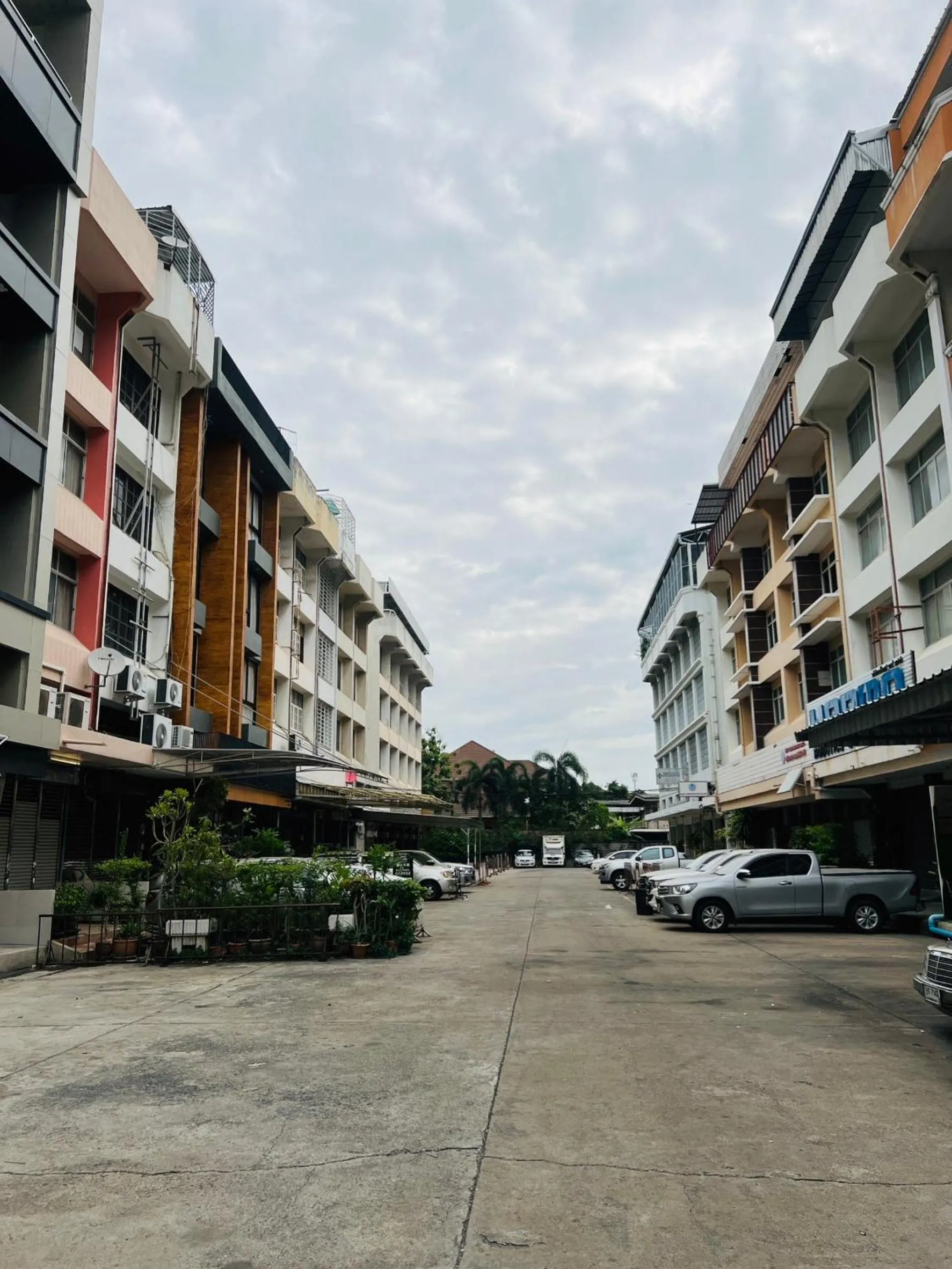 Neighbourhood in Woodstory Boutique Hotel