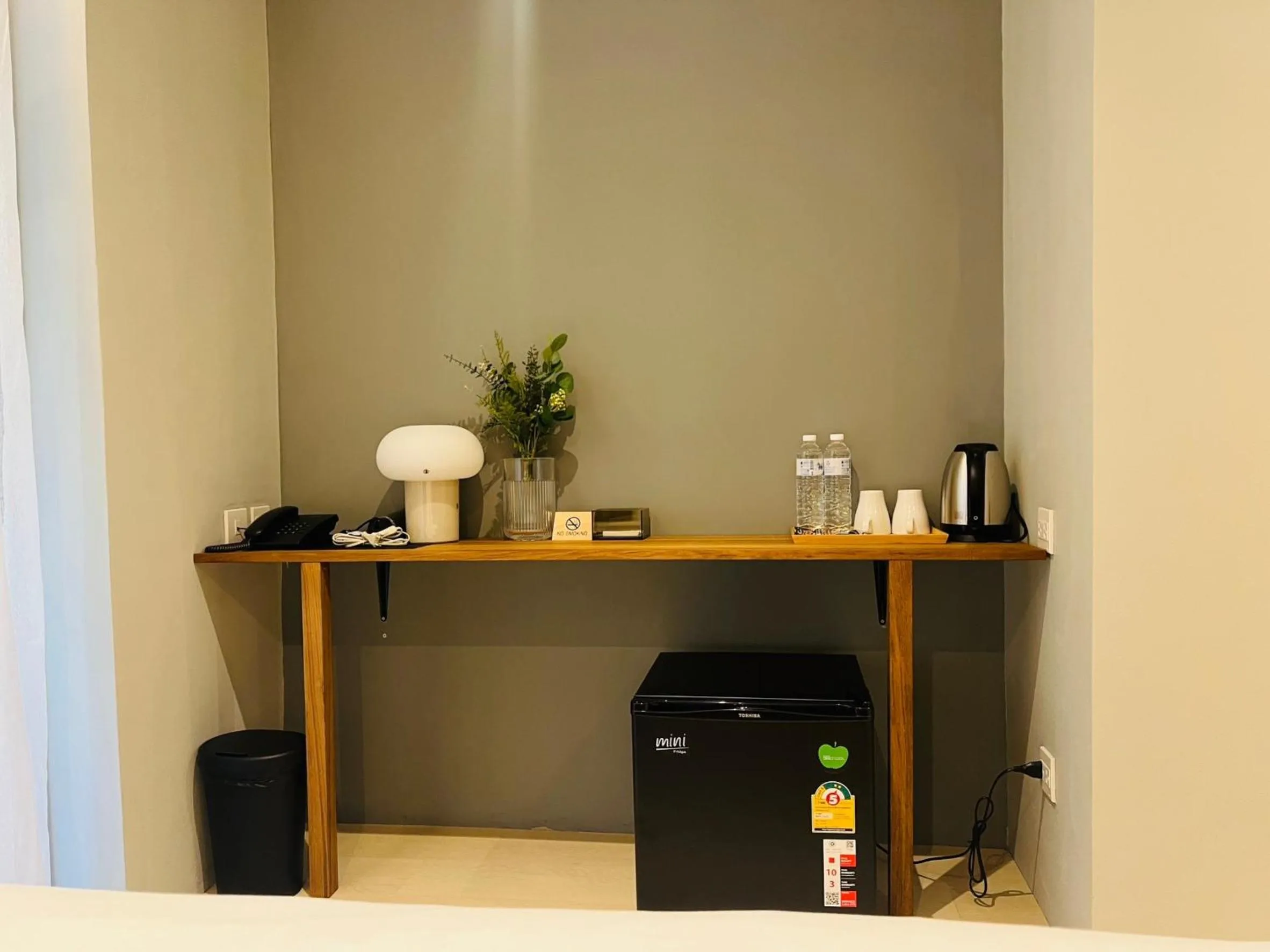 Coffee/tea facilities in Woodstory Boutique Hotel