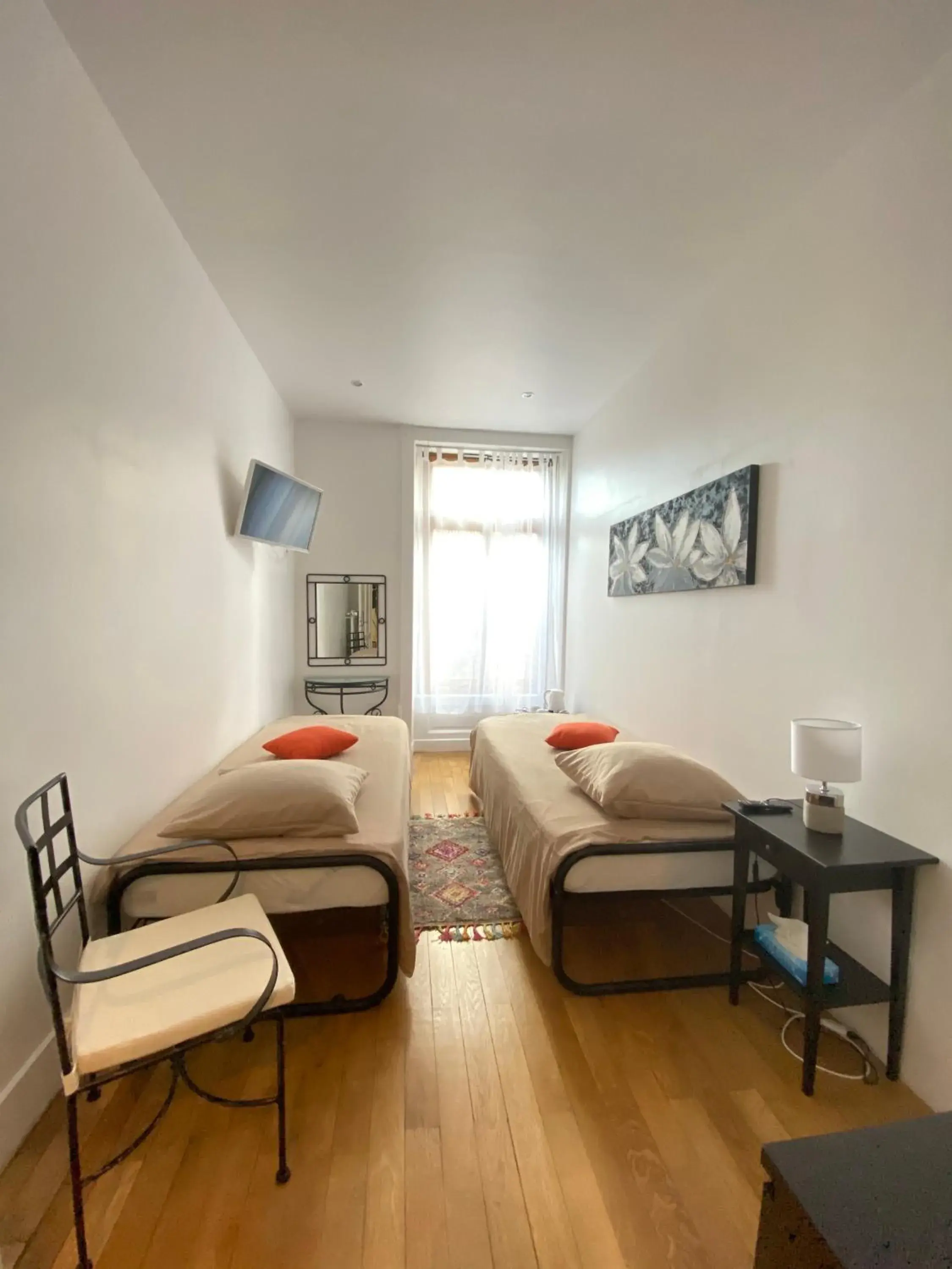 Twin Room - single occupancy in B&B Guest House Du Lac Twin Room - single occupancy in B&B Guest House Du Lac