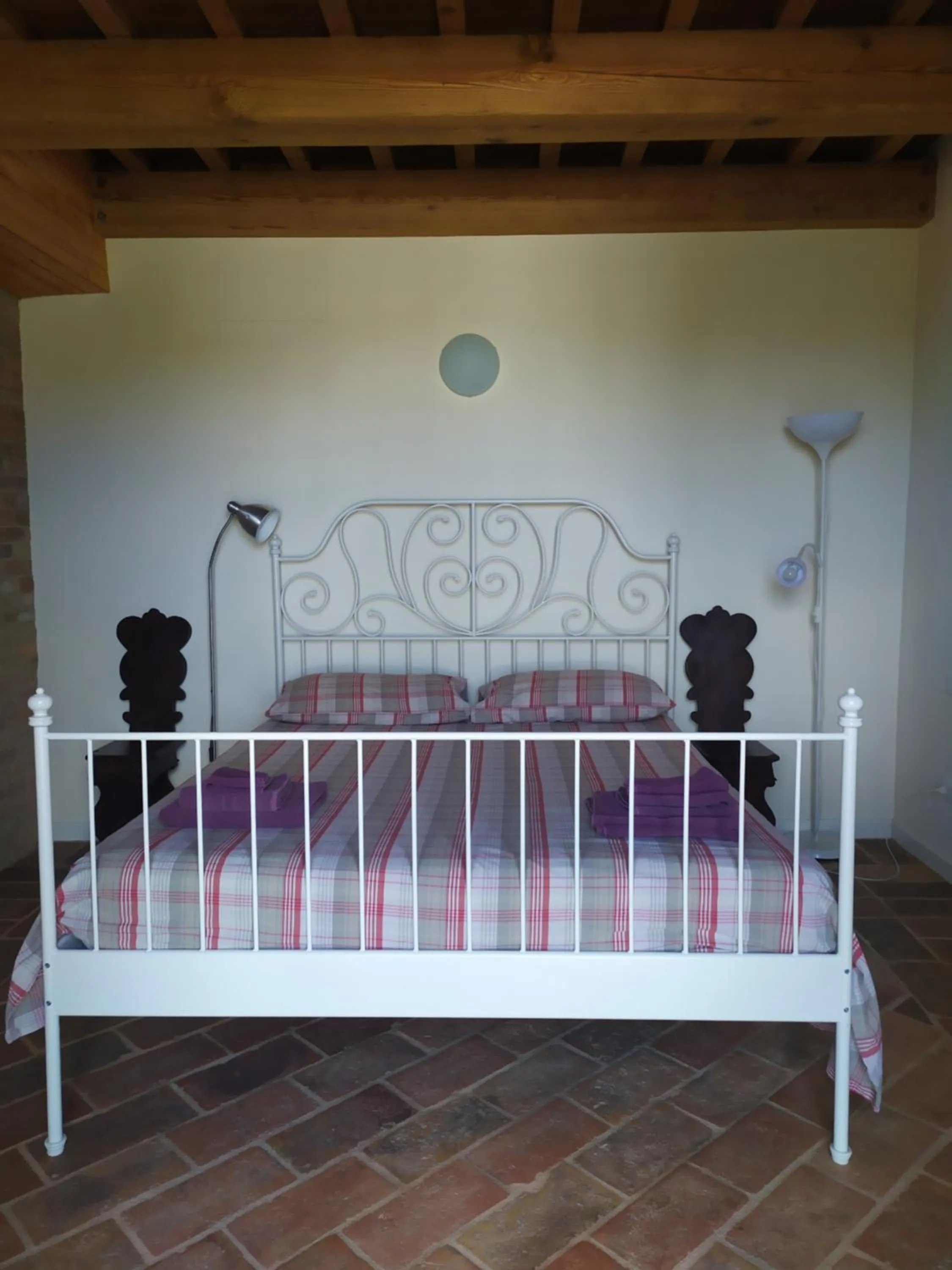 Bed in B&B Lupin View