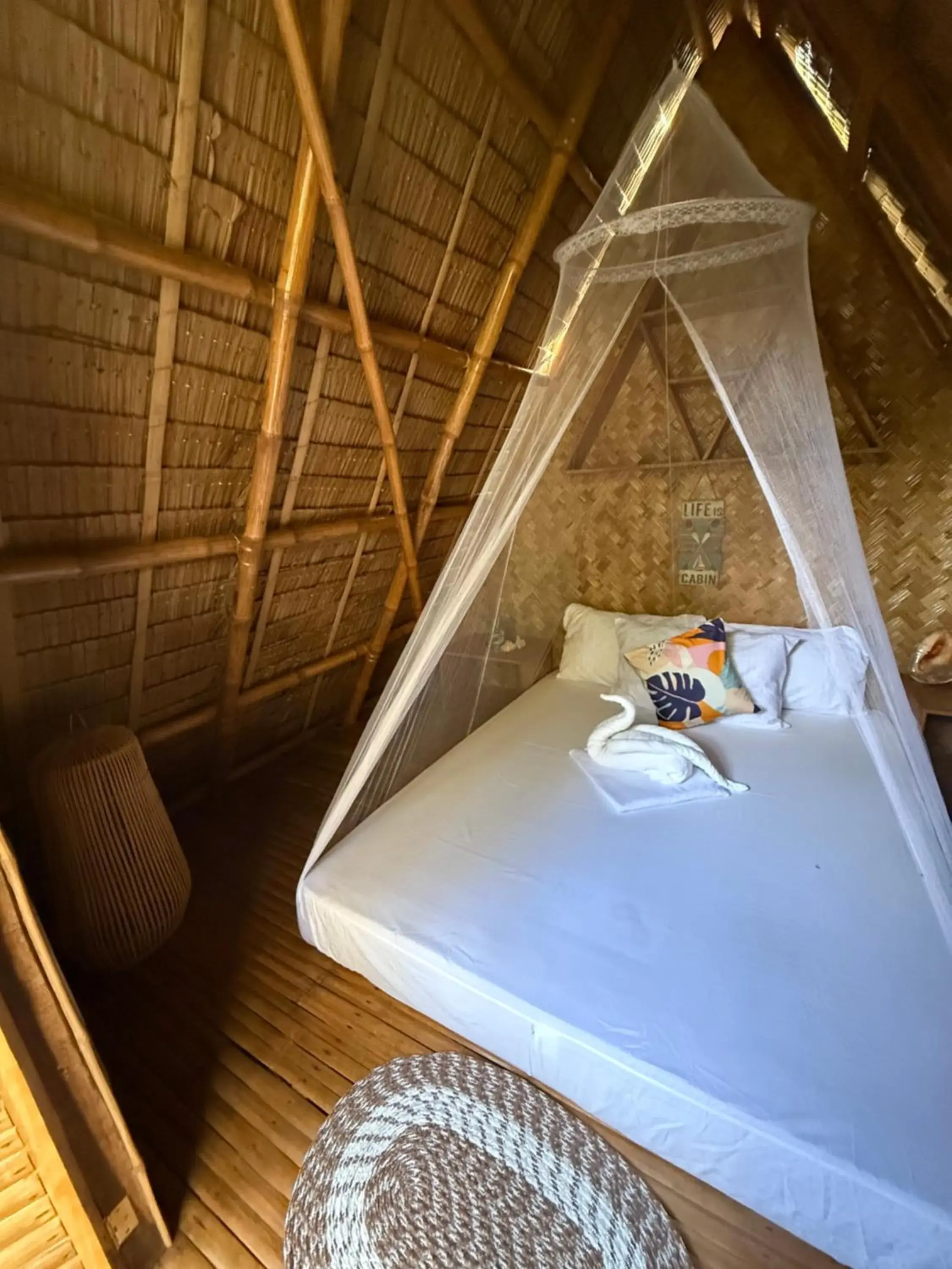 Bed in Zhaya's Beach & Cottages Bed in Zhaya's Beach & Cottages