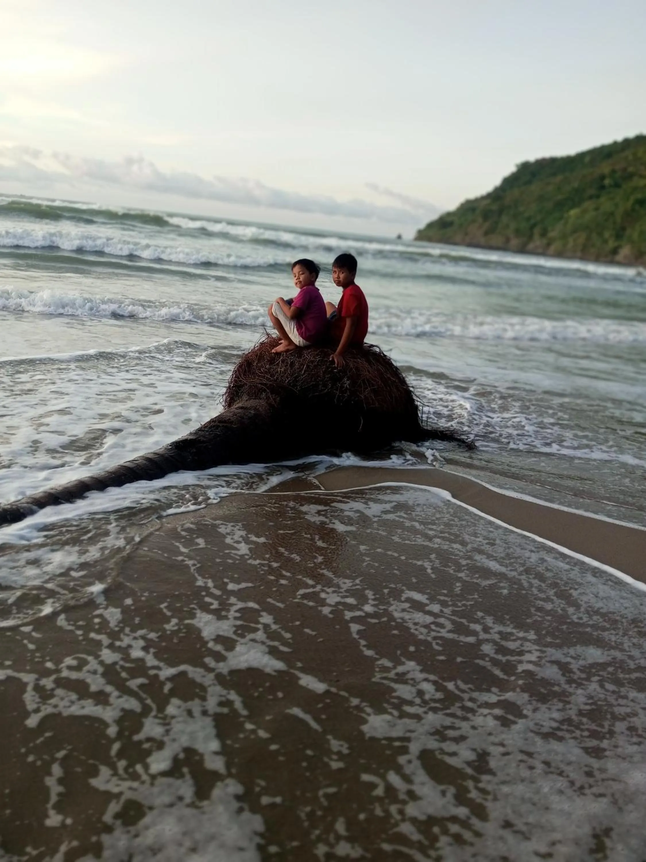 Zhaya's Beach & Cottages