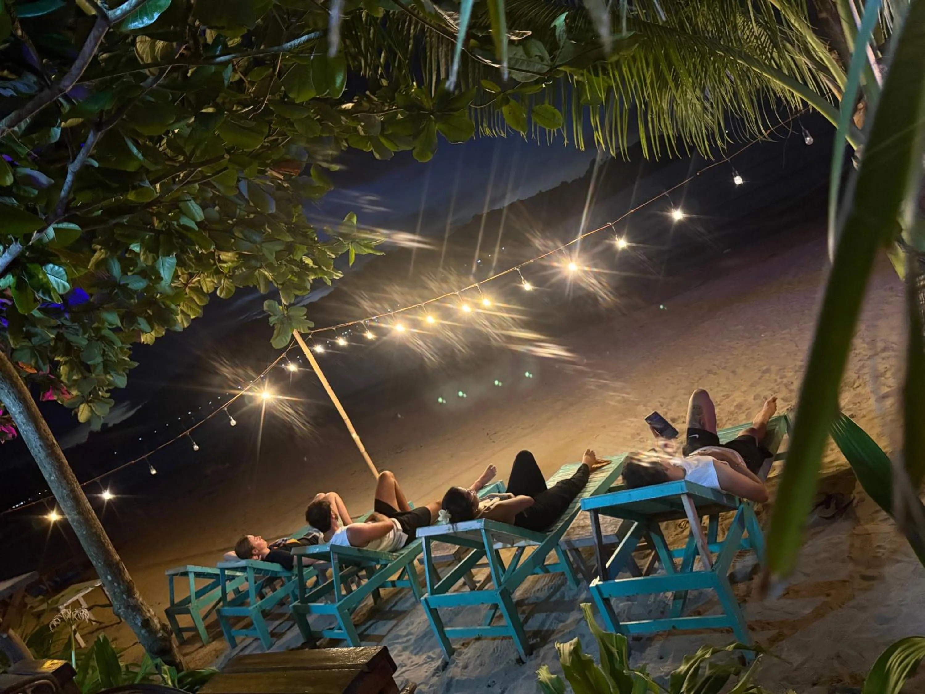 Zhaya's Beach & Cottages