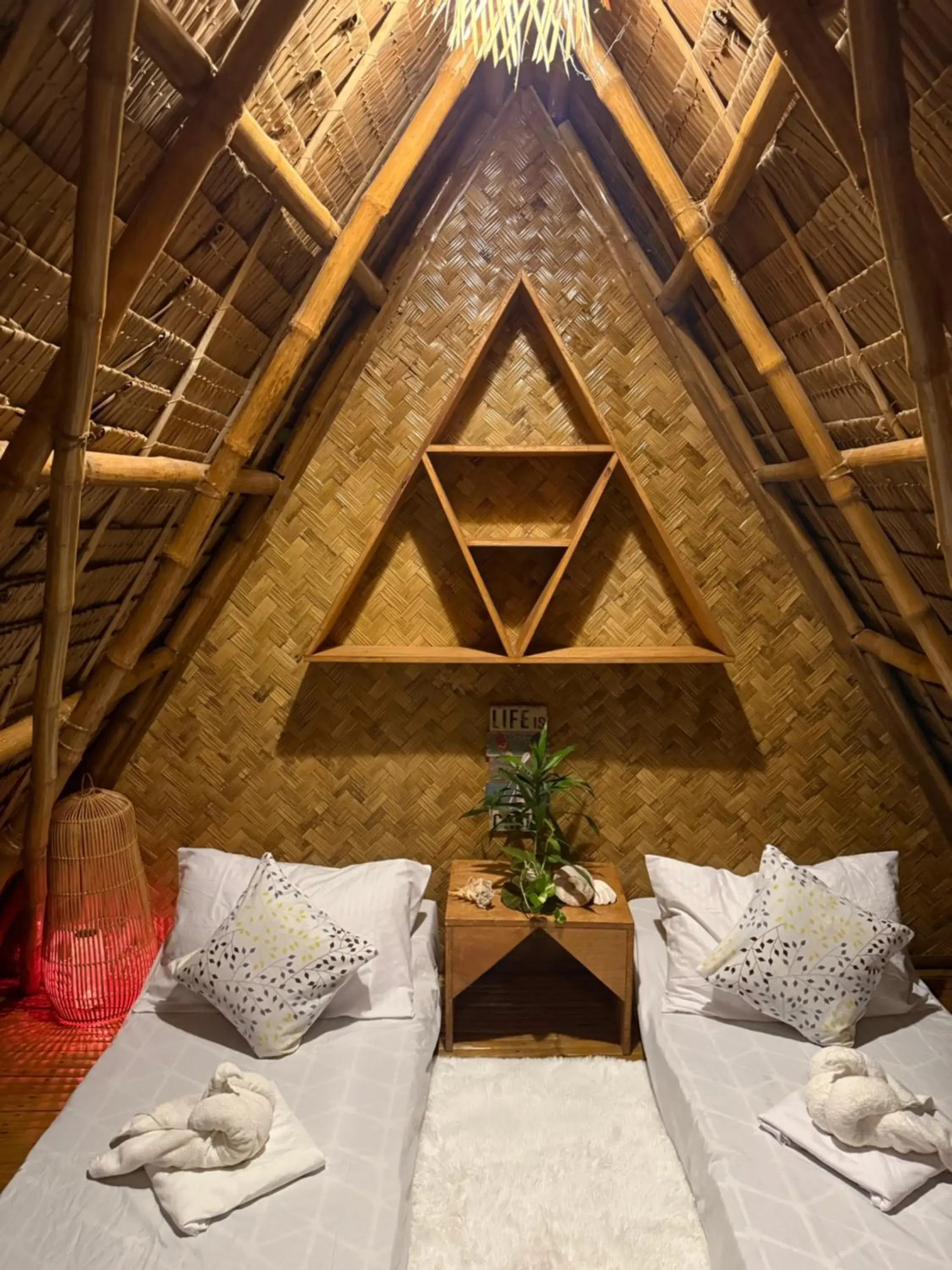 Bed in Zhaya's Beach & Cottages Bed in Zhaya's Beach & Cottages