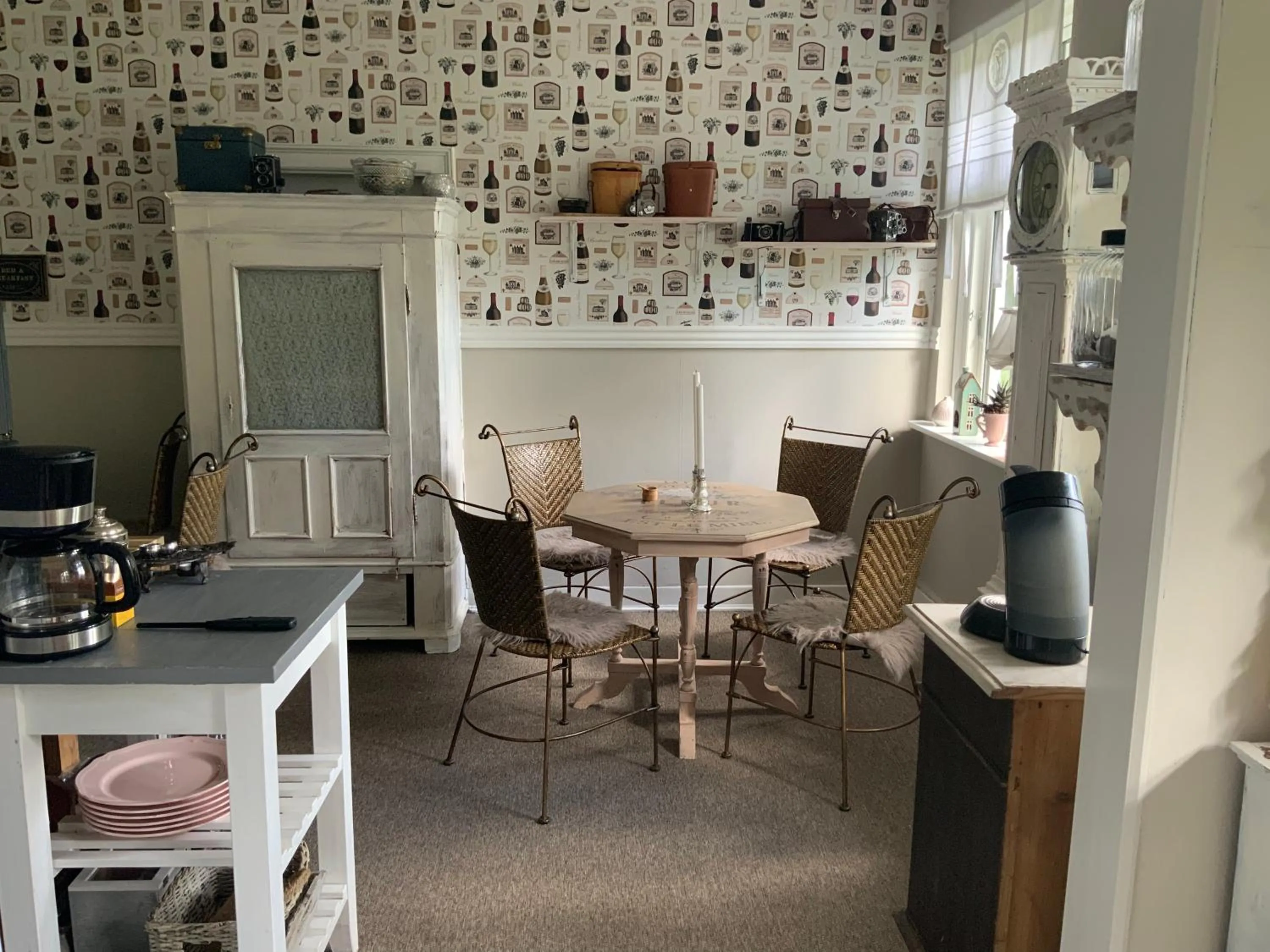 Communal lounge/ TV room in Den Gamle Apotekergaard