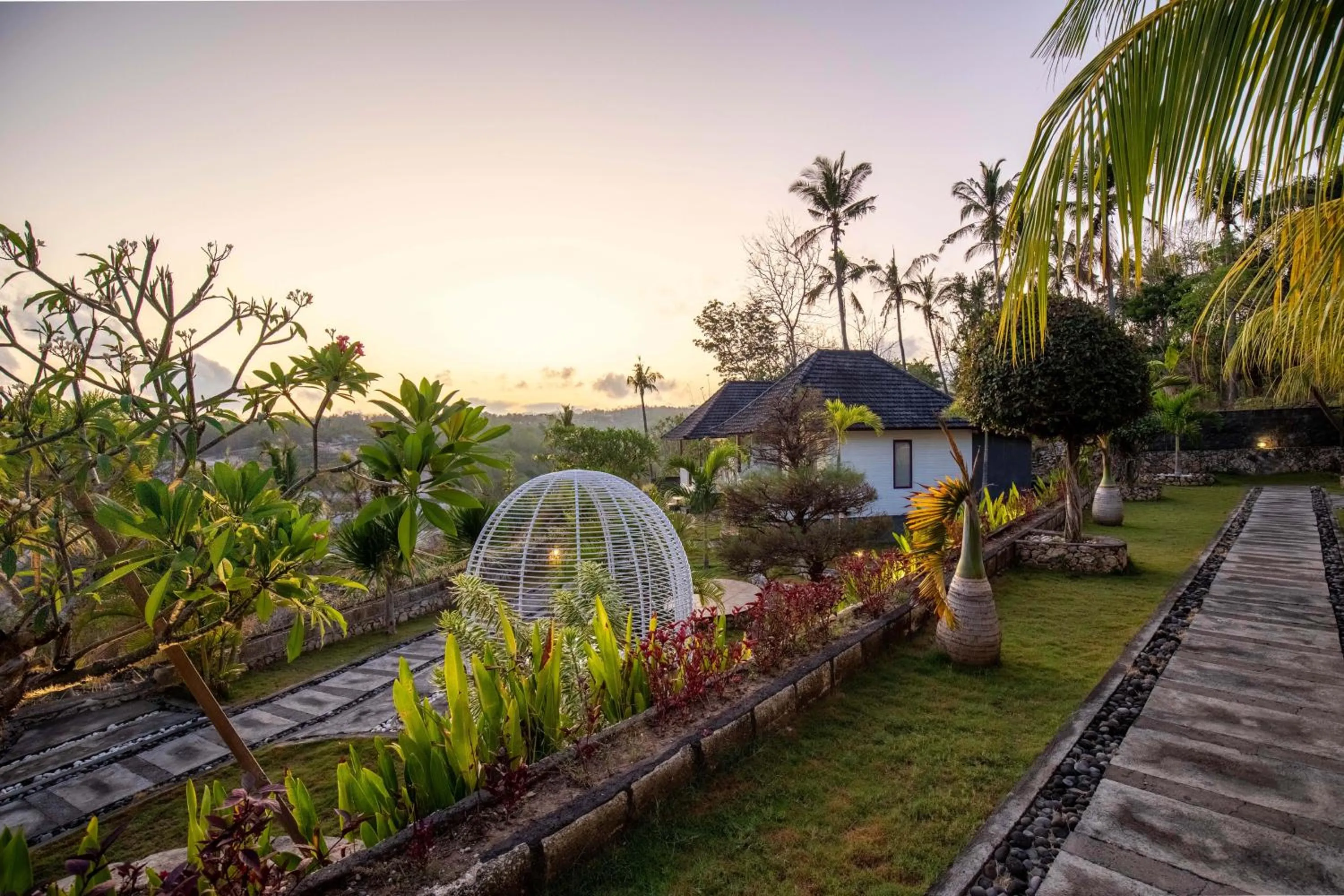 Garden in Akusara Jungle Resort And Spa