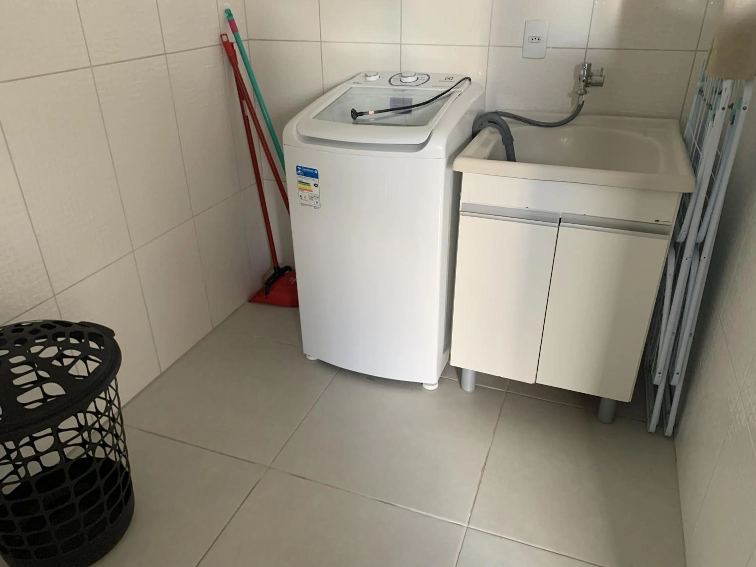 laundry in Casa do Lago - Condomínio de Casas para aluguel diário e de Temporada