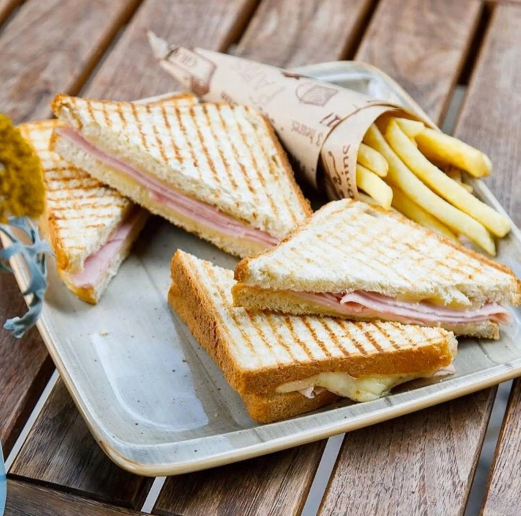 Breakfast in Teanna Lux Apartments