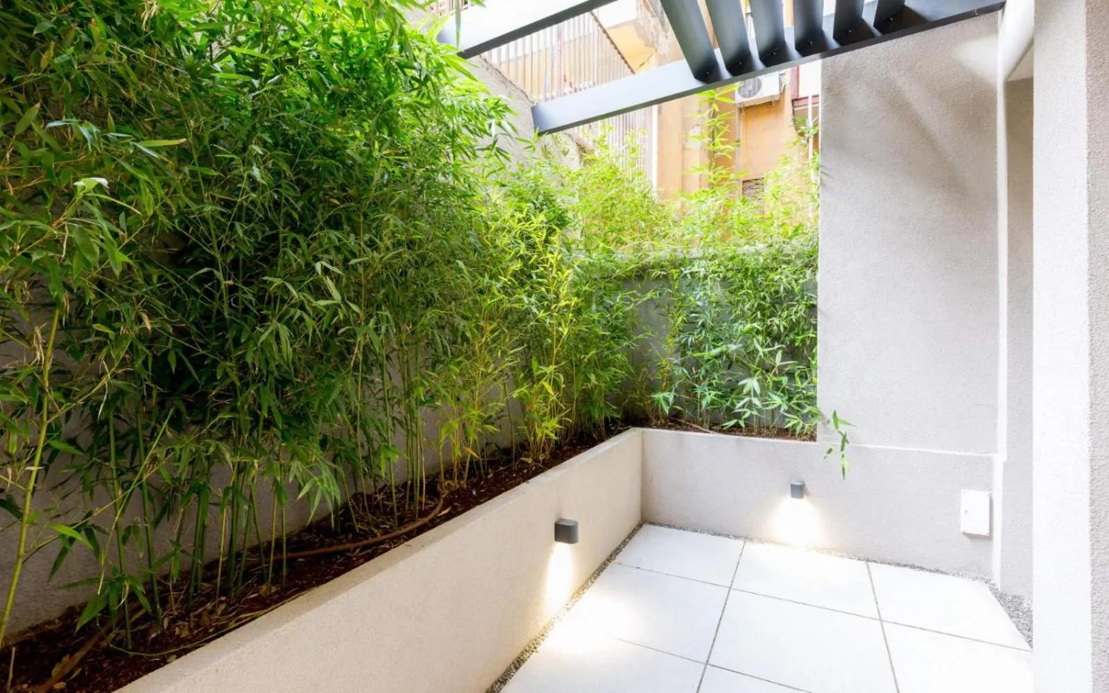 Balcony/Terrace in Teanna Lux Apartments