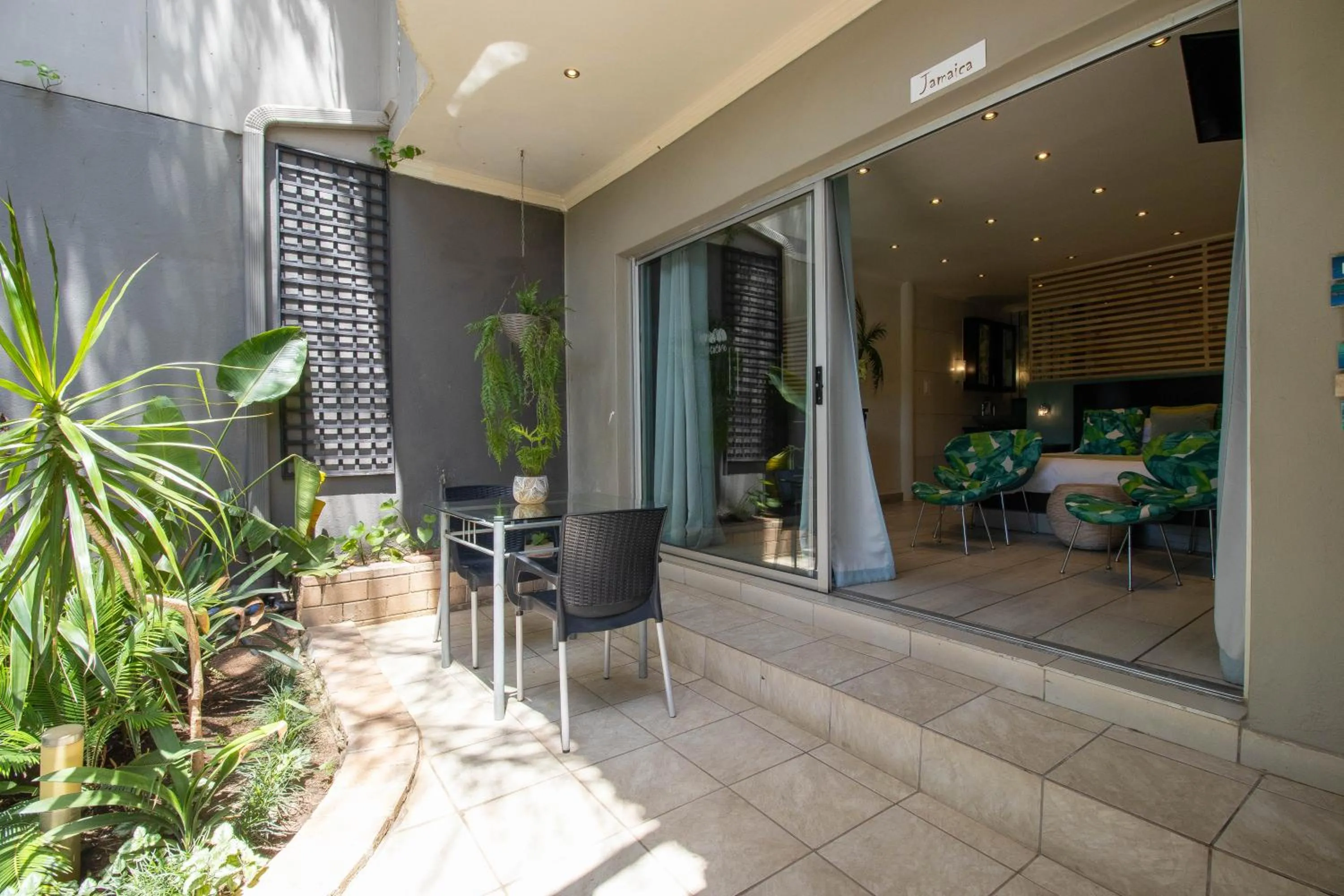 Patio in Club Cocomo