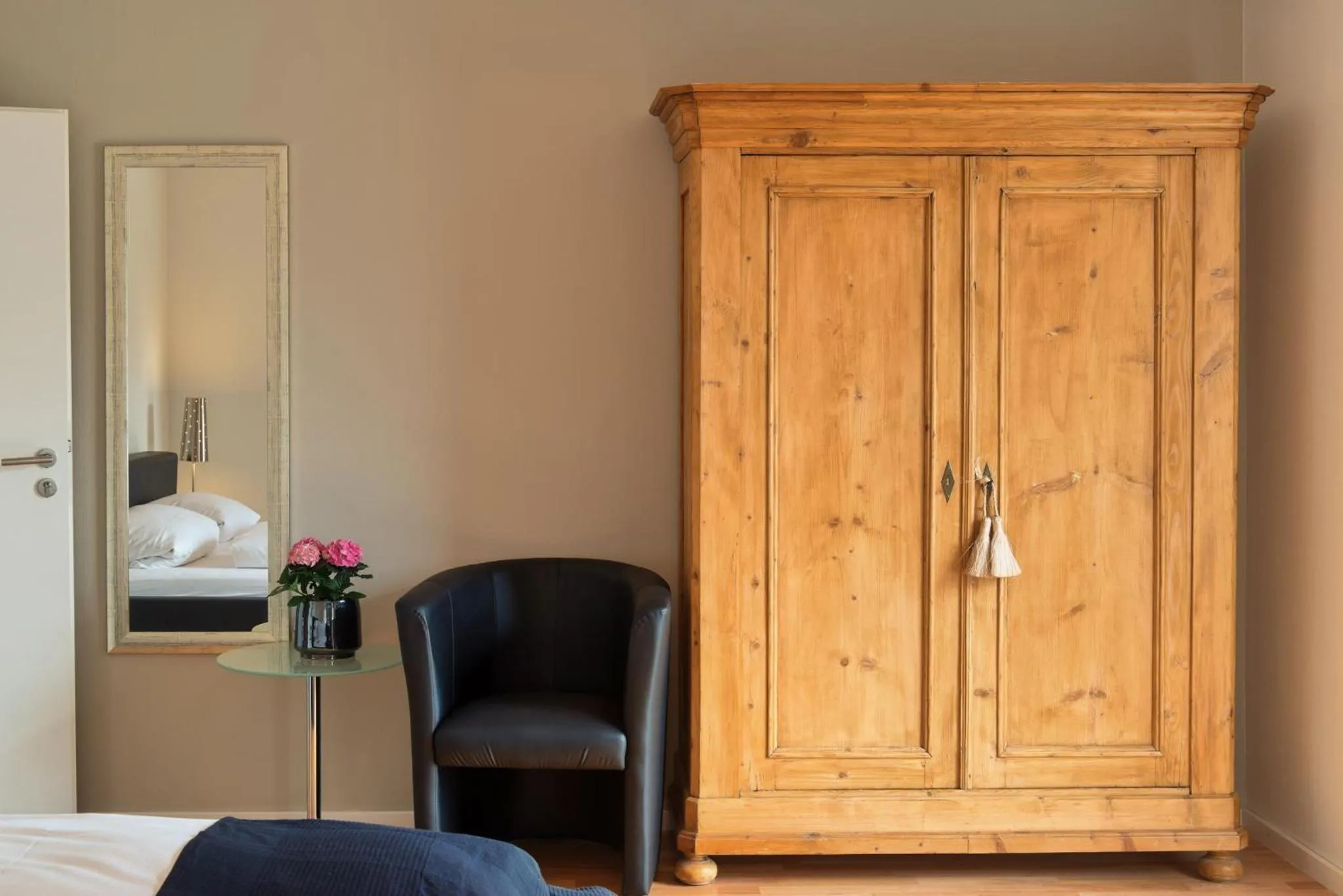 Bedroom, Bed in Weingut & Gästehaus Christoph Clüsserath