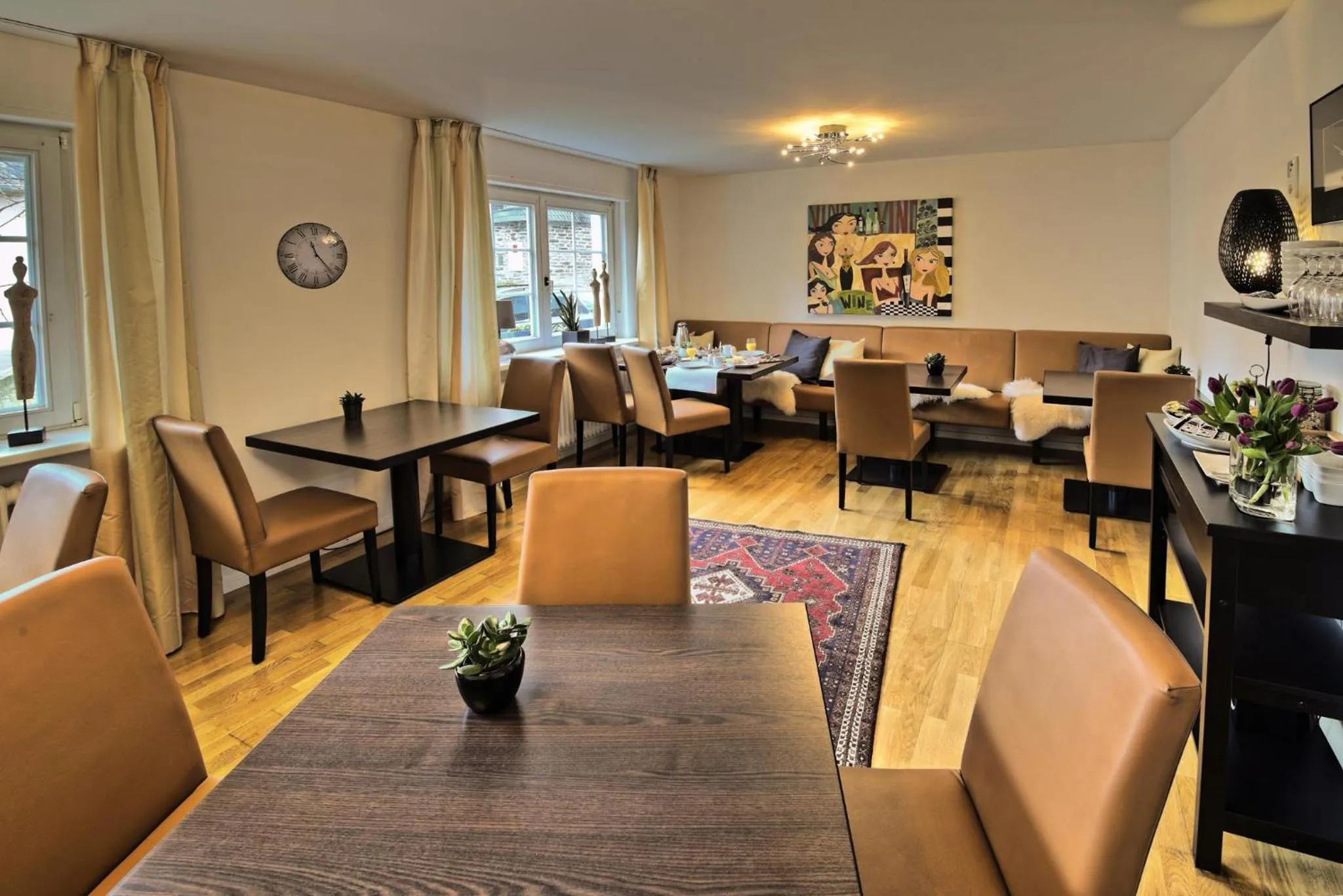 Food and drinks in Weingut & Gästehaus Christoph Clüsserath