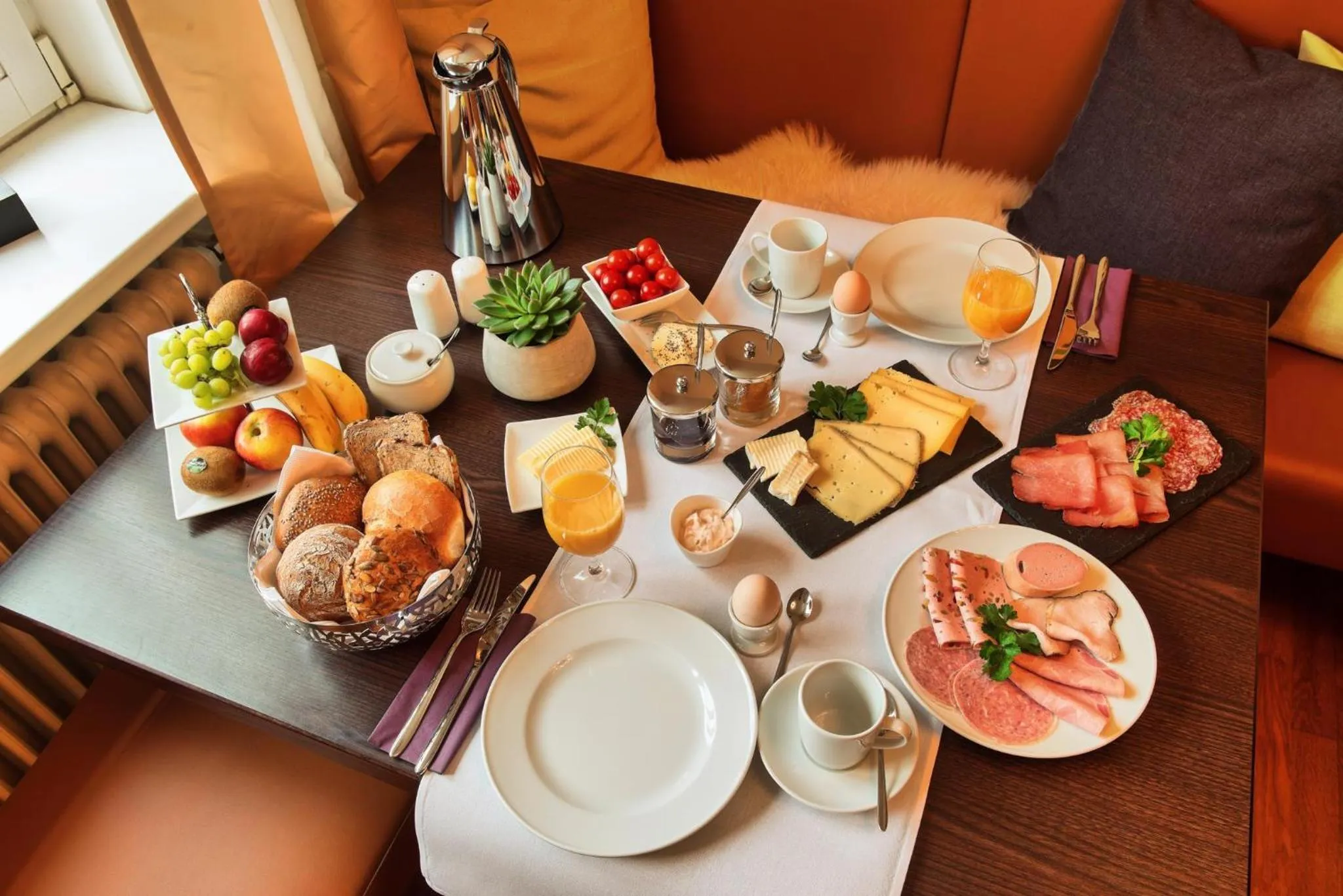 Food and drinks in Weingut & Gästehaus Christoph Clüsserath