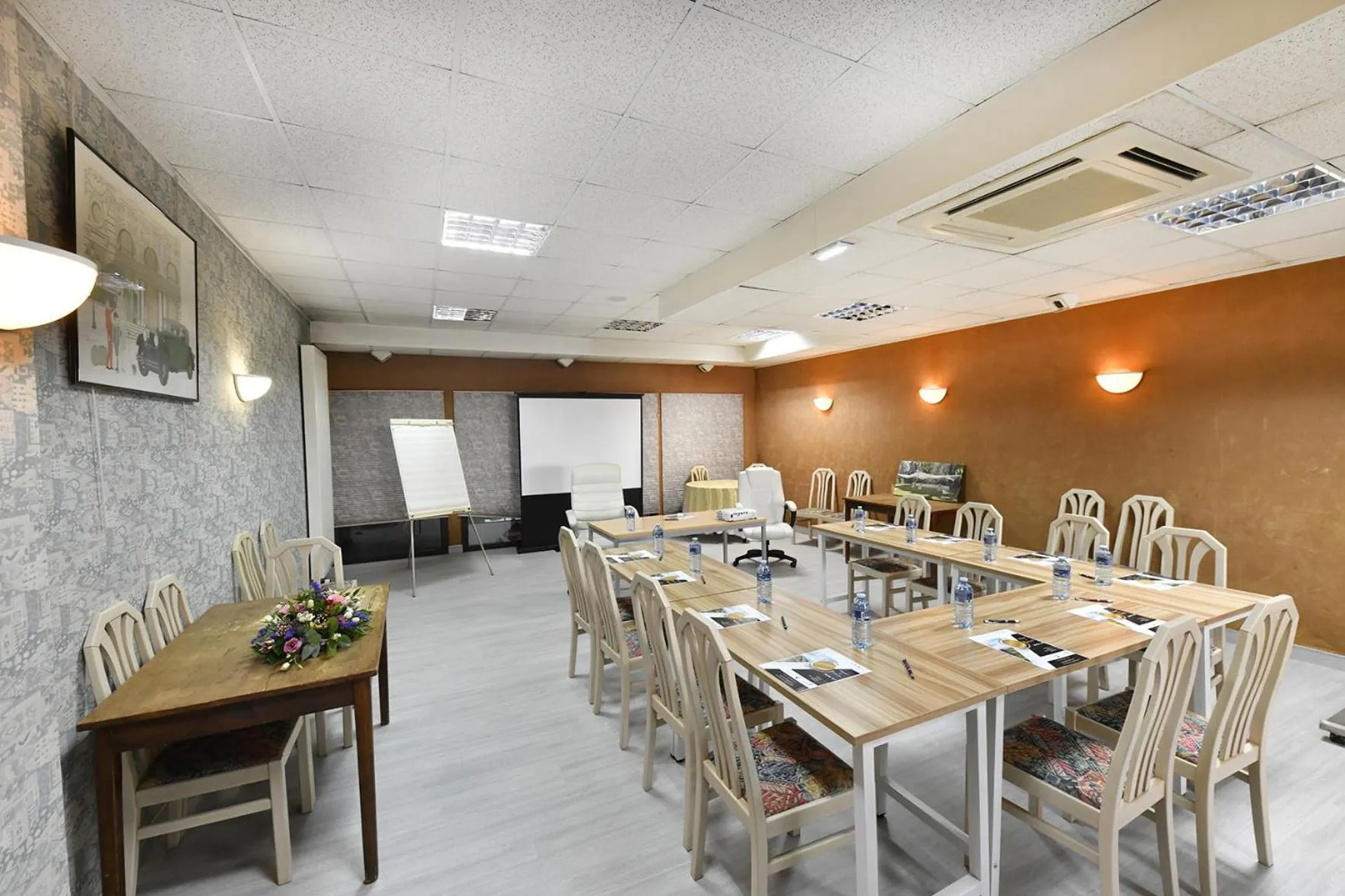 Meeting/conference room in Les Portes du Cantal