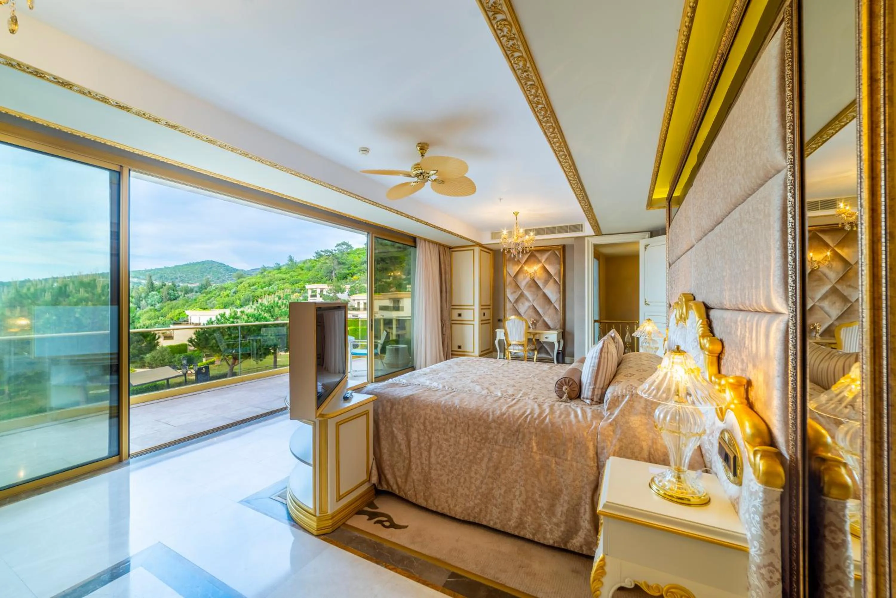 Bed in The Plaza Bodrum