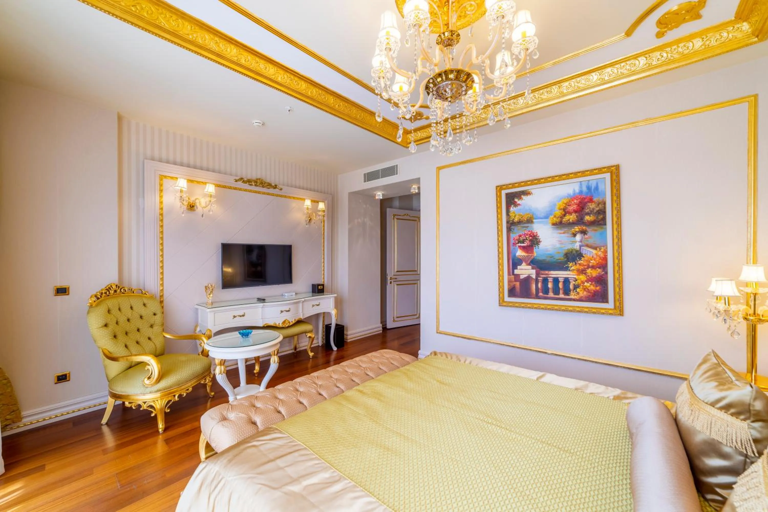 Bed in The Plaza Bodrum