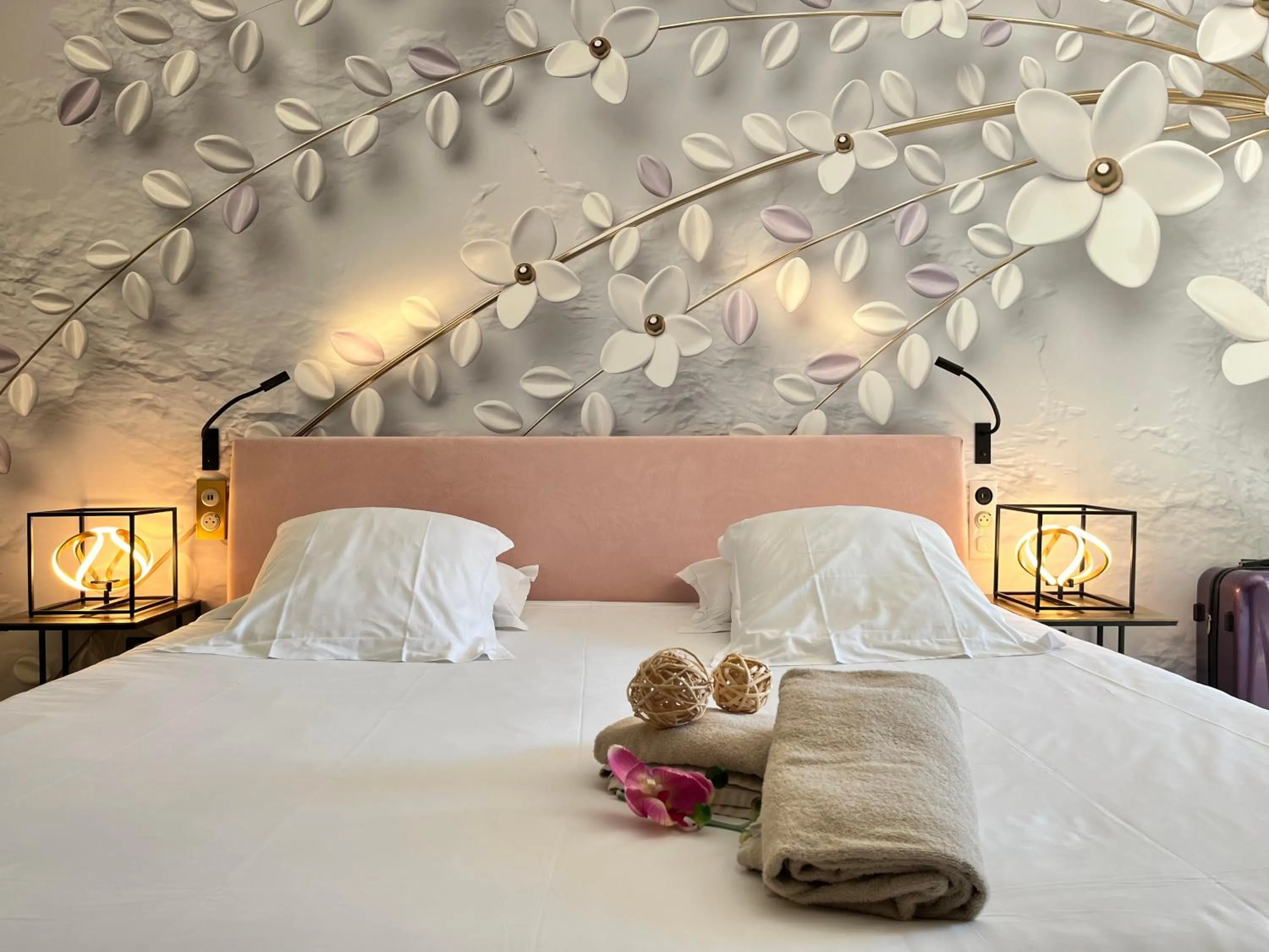 Bed in Résidence Hôtelière Natureva & Spa