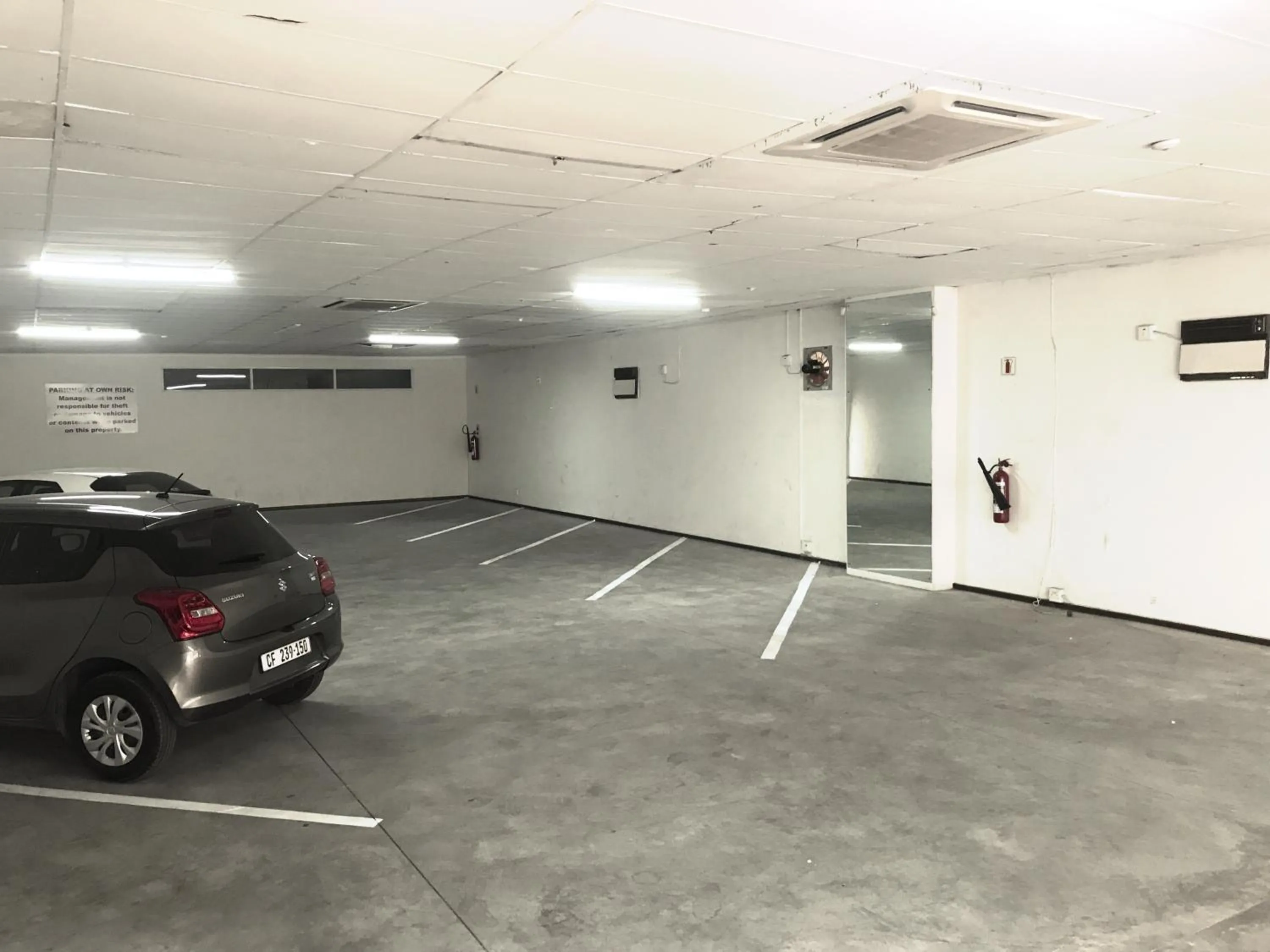 Parking in Athenian Villa