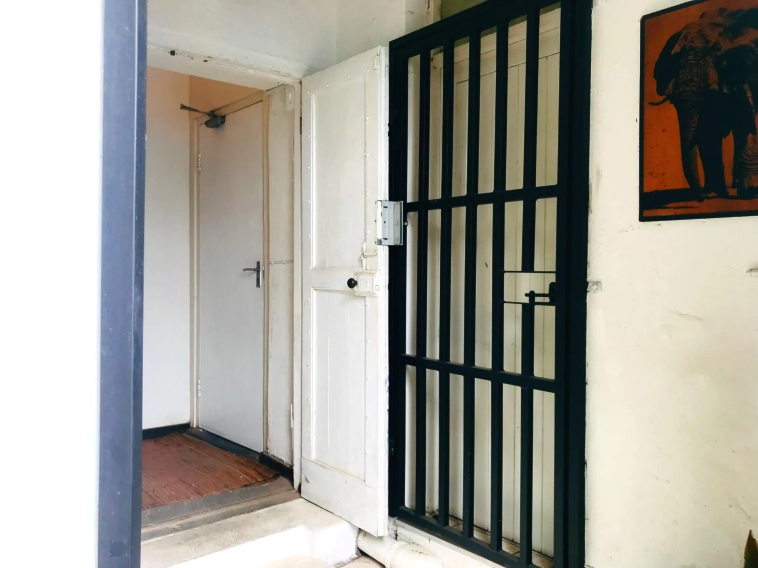 Property building in Athenian Villa