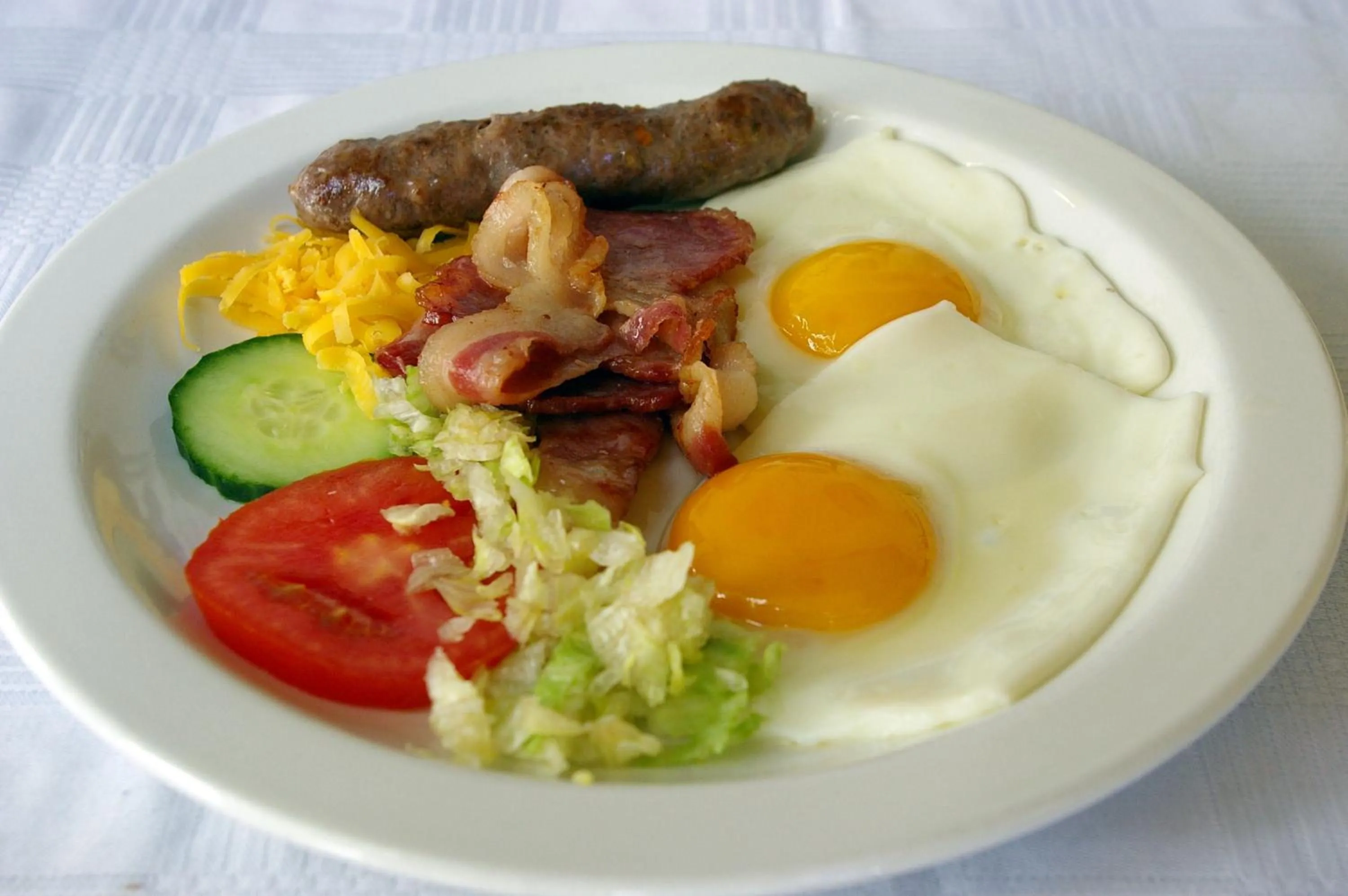 Food and drinks in Athenian Villa