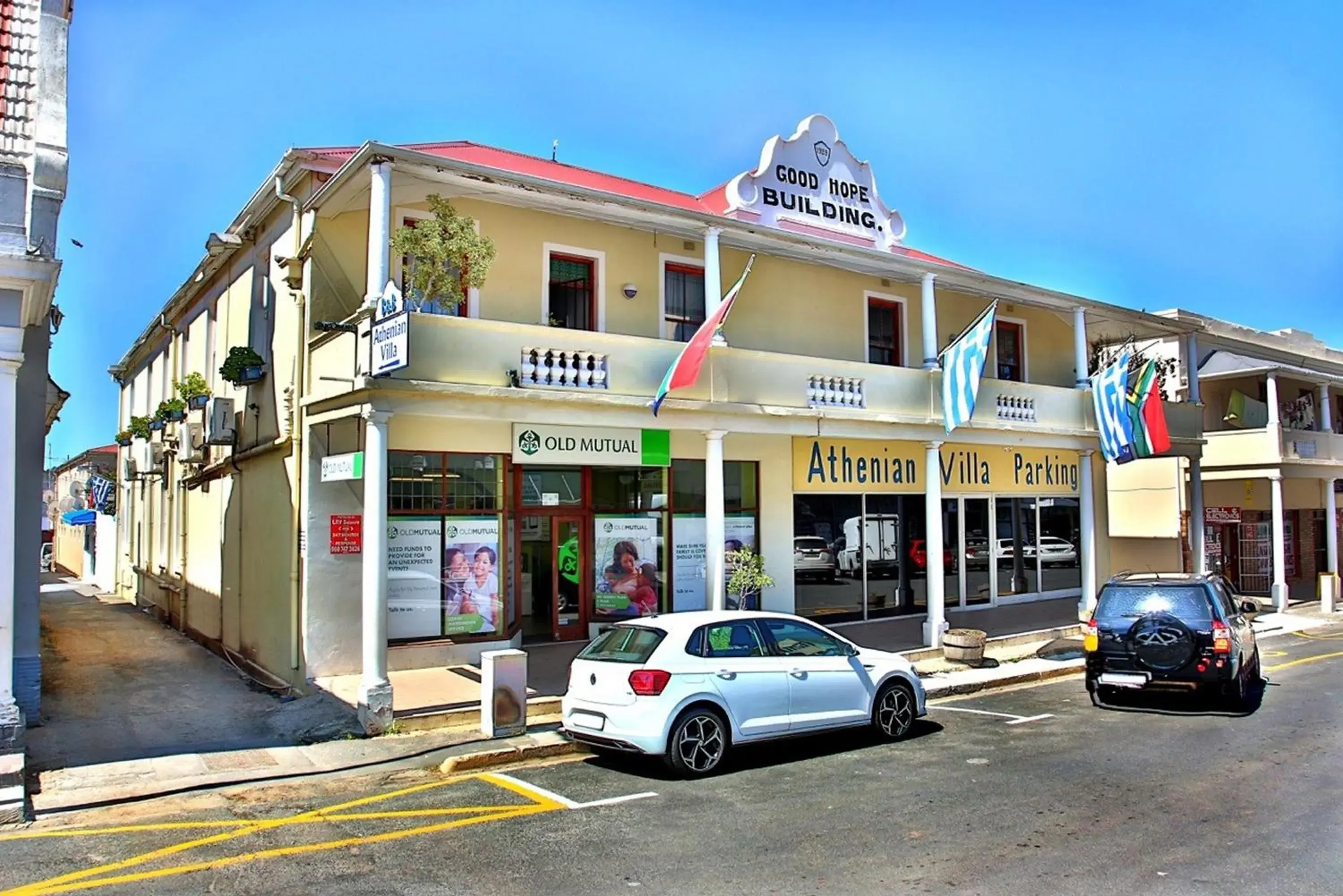 Facade/entrance in Athenian Villa Facade/entrance in Athenian Villa